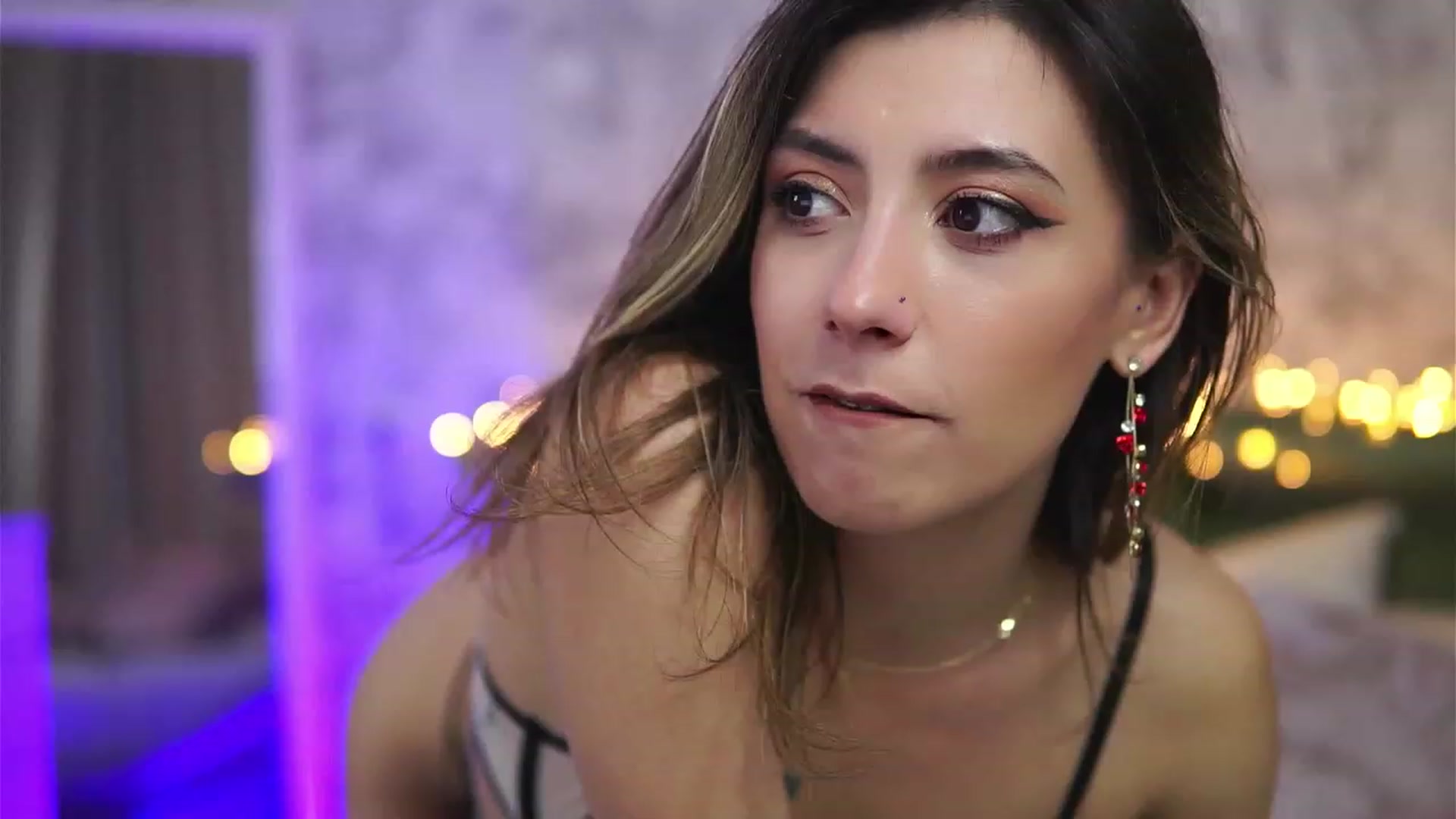 Gallery image thumbnail from Briannaa_wade's myfreecams stream on, 05/14/2023, 15:28 image 18 of 20