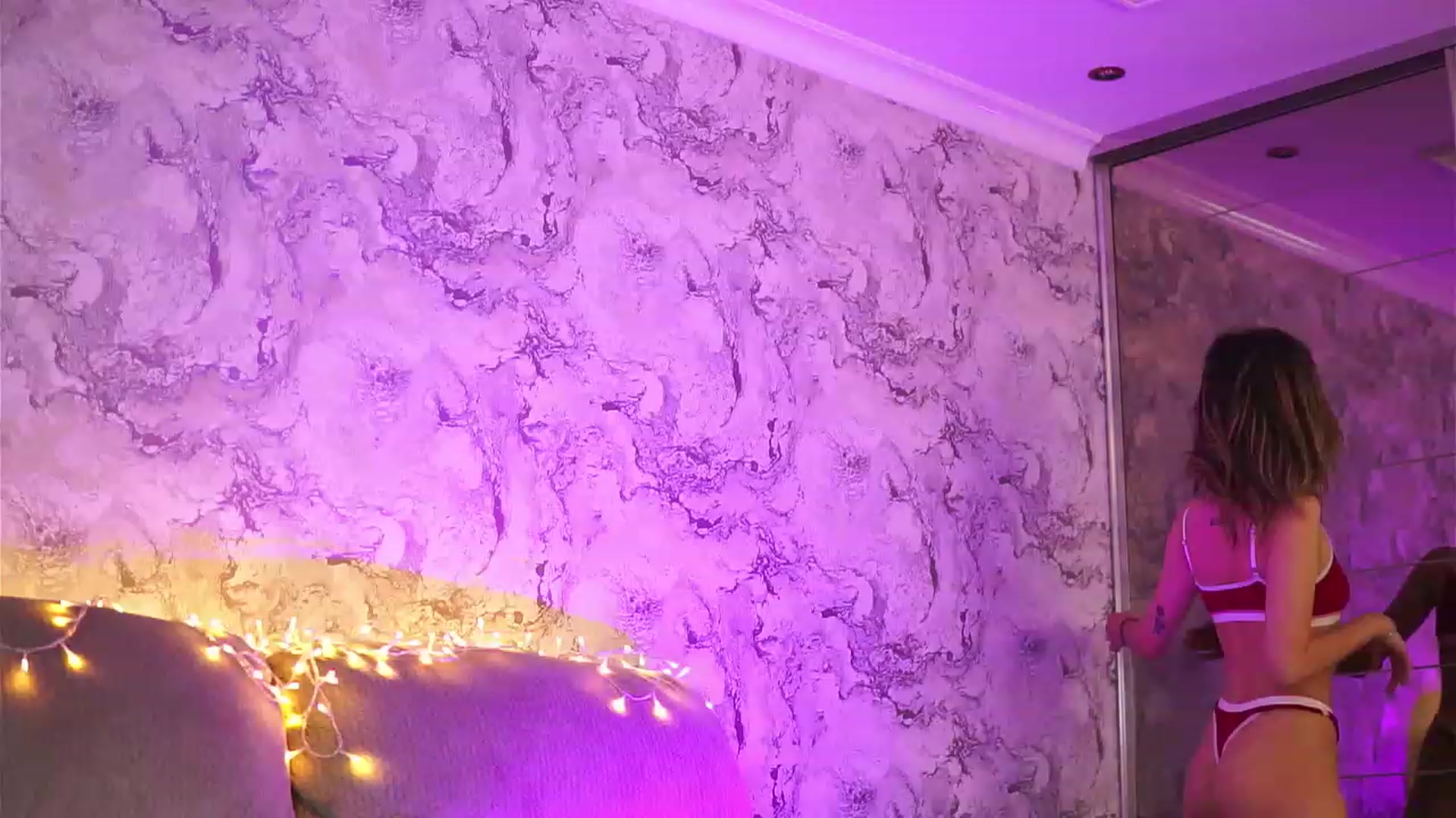 Gallery image thumbnail from Briannaa_wade's myfreecams stream on, 05/26/2023, 10:07 image 4 of 20