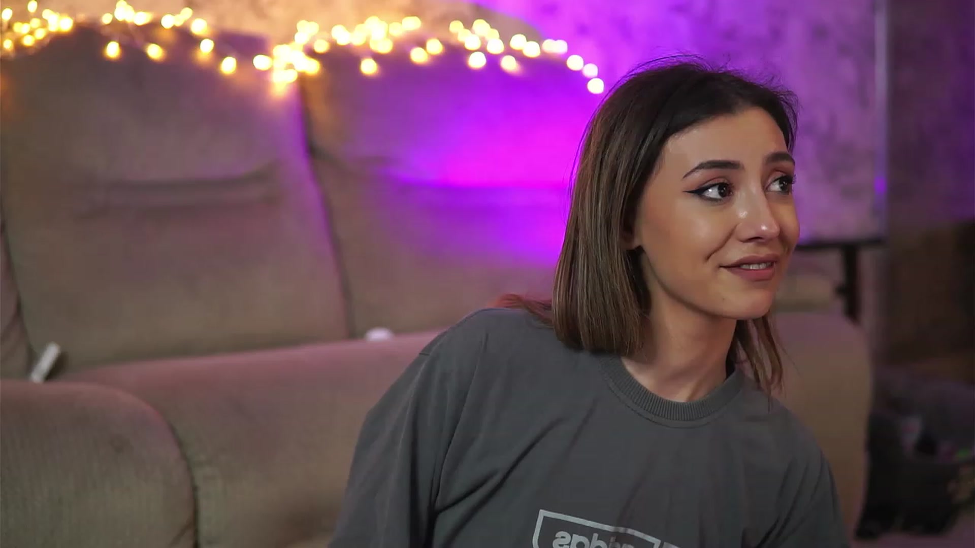 Gallery image thumbnail from Briannaa_wade's myfreecams stream on, 05/28/2023, 21:01 image 11 of 20