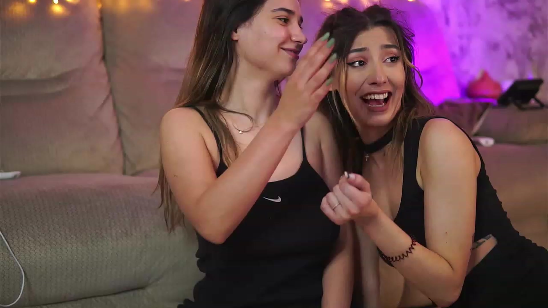 Gallery image thumbnail from Briannaa_wade's myfreecams stream on, 05/31/2023, 17:04 image 3 of 20