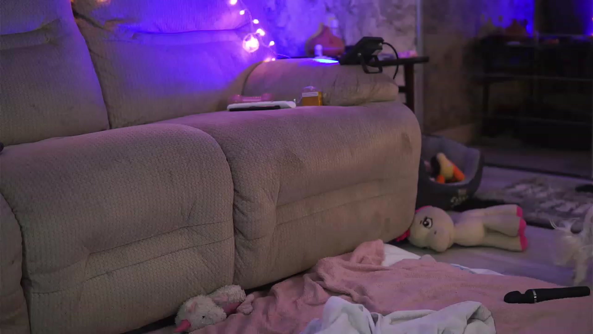 Gallery image thumbnail from Briannaa_wade's myfreecams stream on, 06/22/2023, 18:16 image 14 of 20