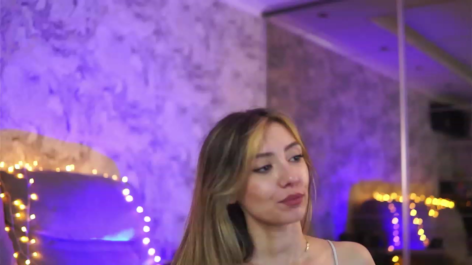 Gallery image thumbnail from Briannaa_wade's myfreecams stream on, 07/04/2023, 18:08 image 14 of 20