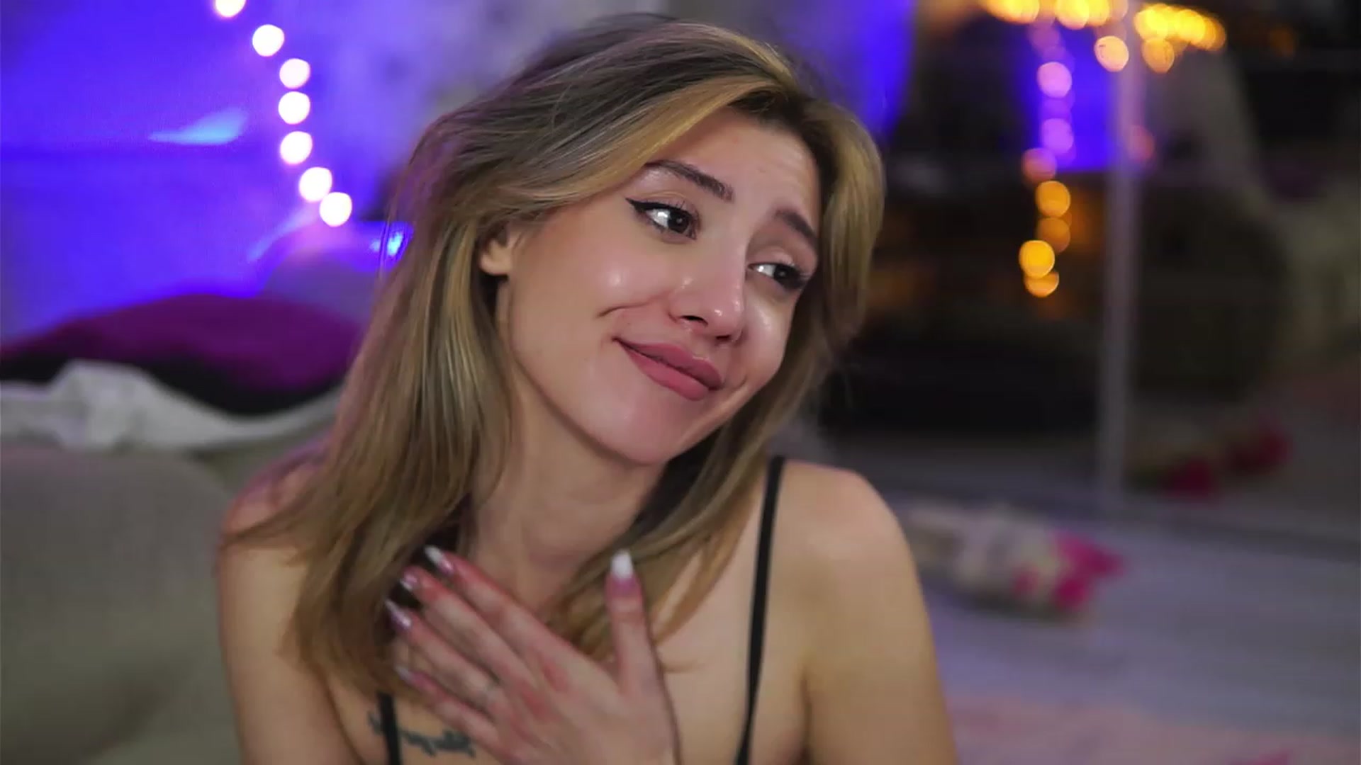 Gallery image thumbnail from Briannaa_wade's myfreecams stream on, 07/04/2023, 19:44 image 2 of 20
