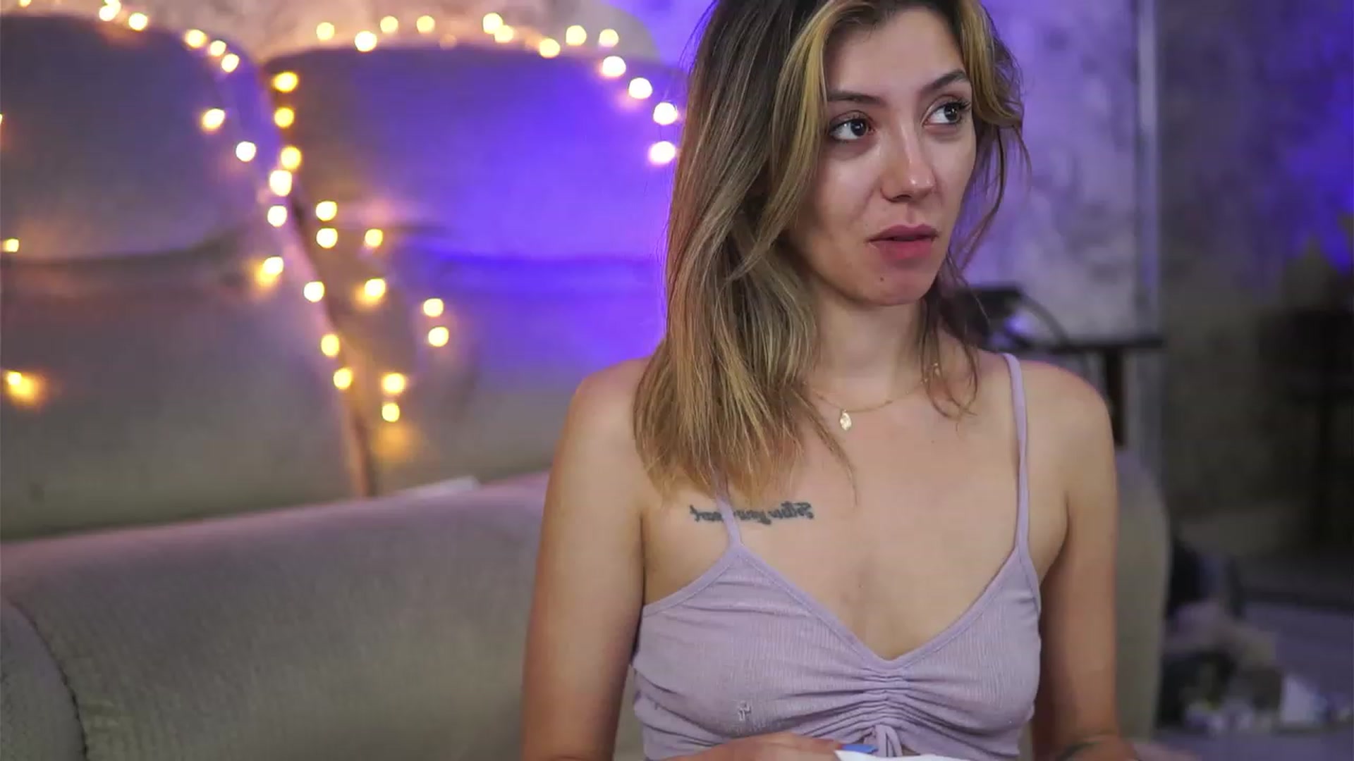 Gallery image thumbnail from Briannaa_wade's myfreecams stream on, 08/25/2023, 18:14 image 4 of 20