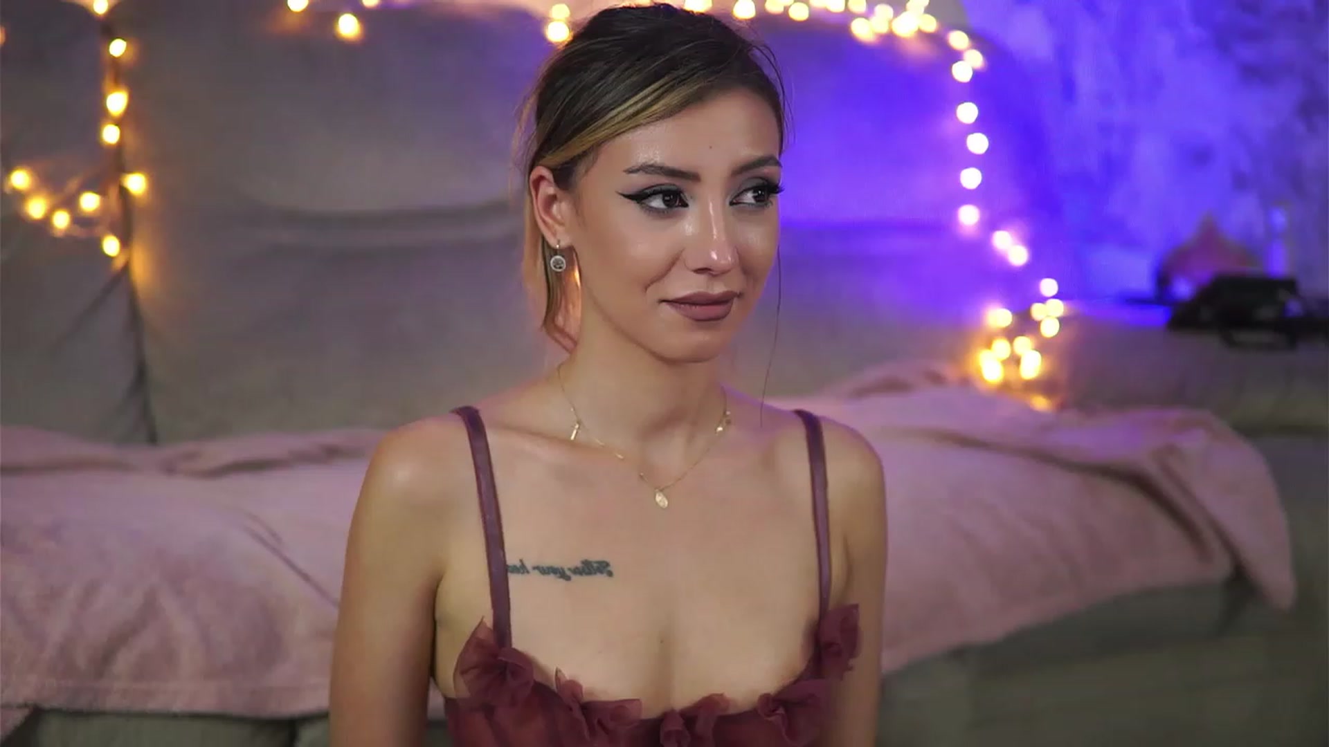 Gallery image thumbnail from Briannaa_wade's myfreecams stream on, 09/13/2023, 19:31 image 4 of 20