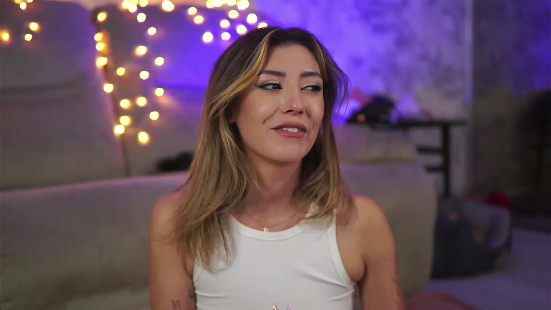Gallery image thumbnail from Briannaa_wade's myfreecams stream on, 09/28/2023, 18:15 image 17 of 20