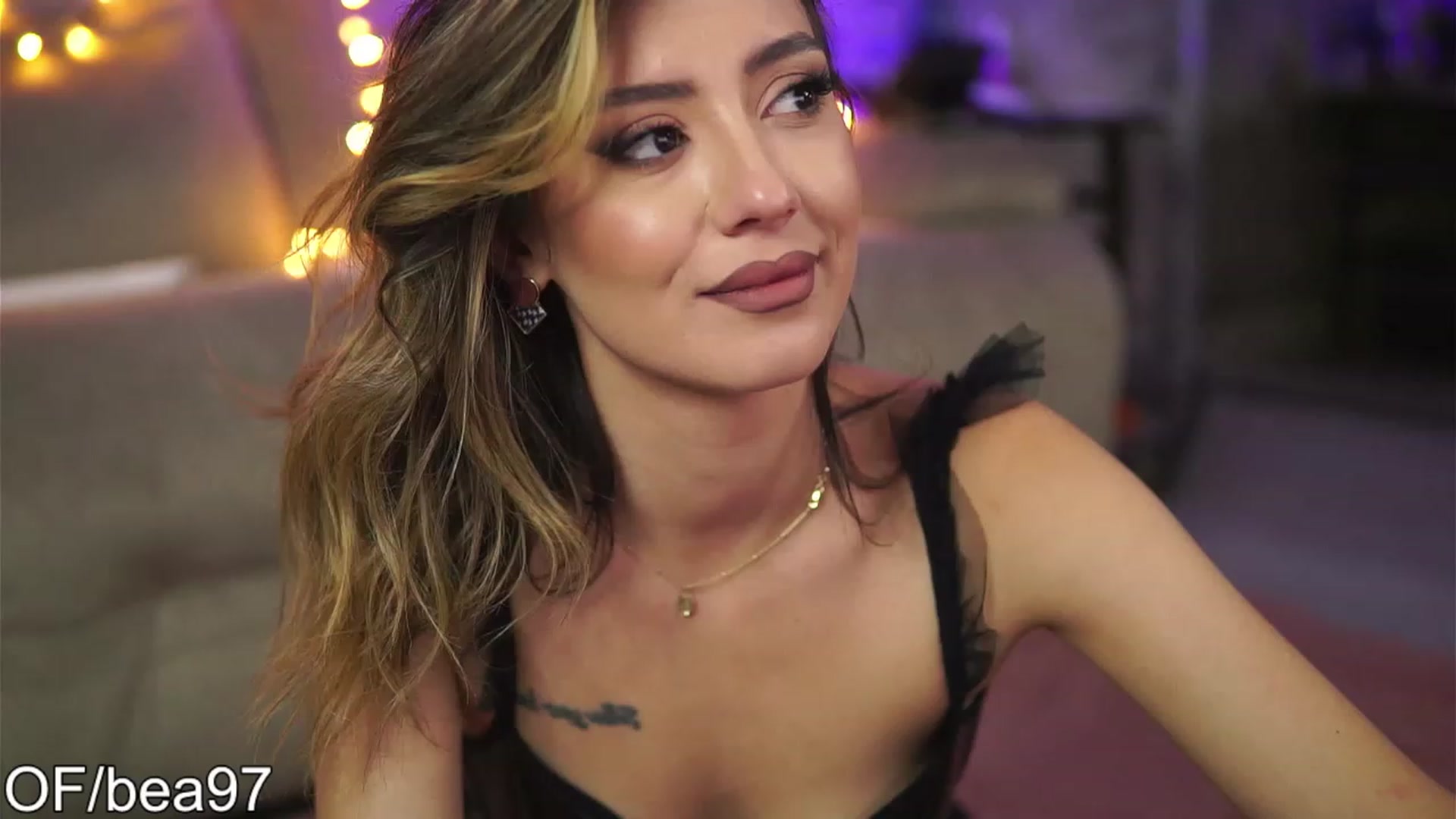 Gallery image thumbnail from Briannaa_wade's myfreecams stream on, 11/24/2023, 20:16 image 4 of 20