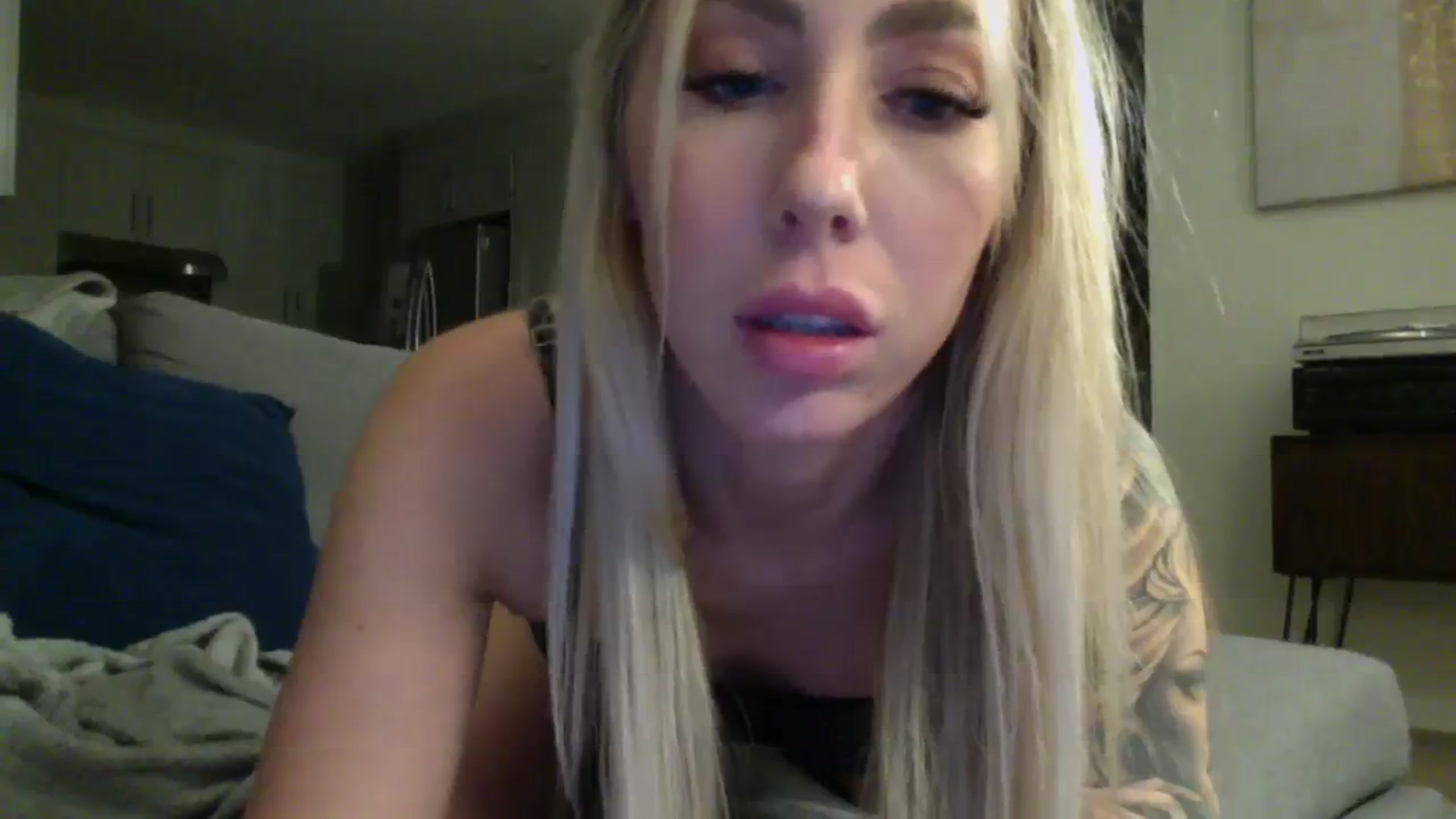 Gallery image thumbnail from Briannawilde's myfreecams stream on, 08/12/2023, 05:27 image 18 of 20