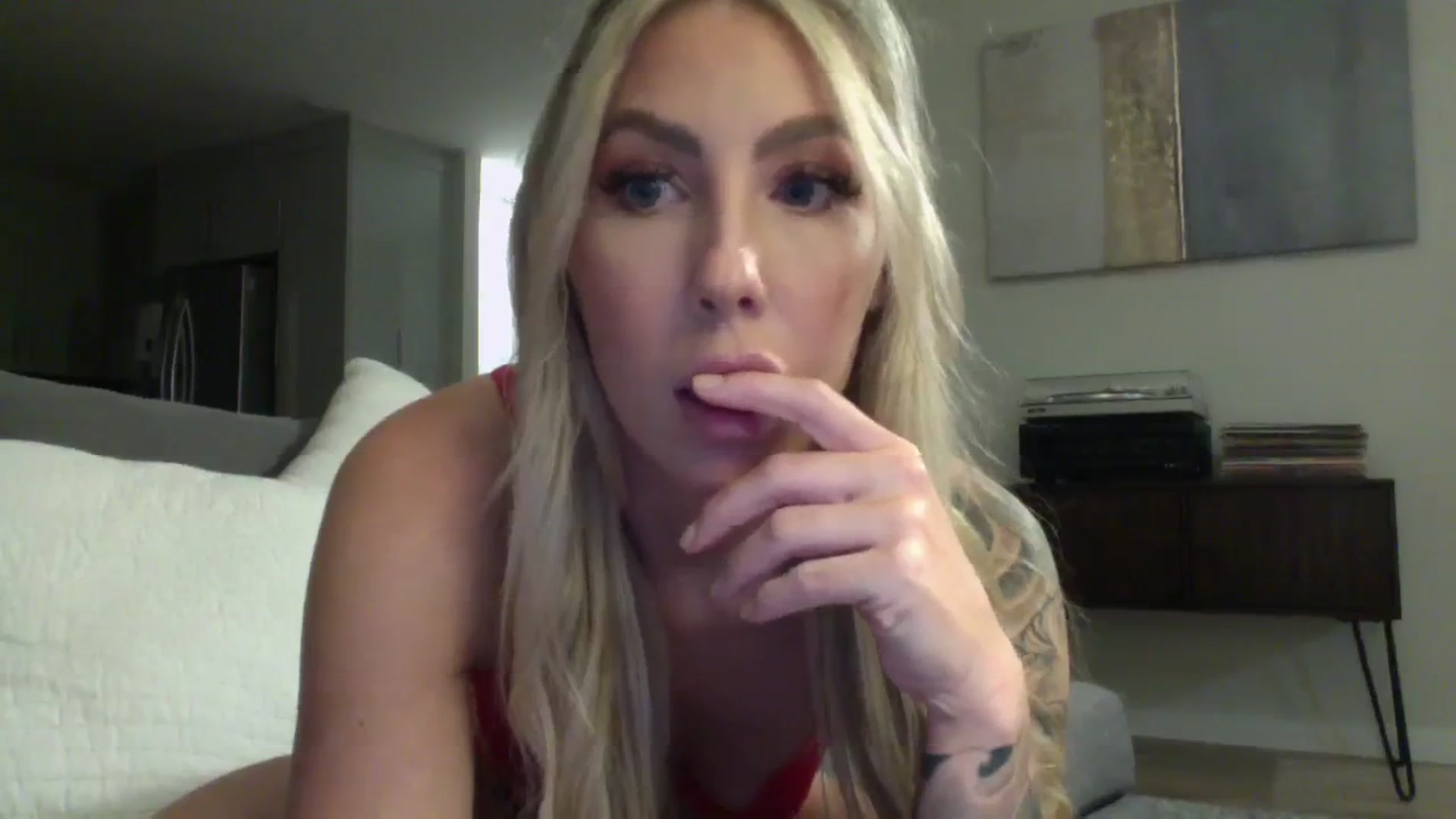 Gallery image thumbnail from Briannawilde's myfreecams stream on, 08/26/2023, 03:50 image 13 of 20
