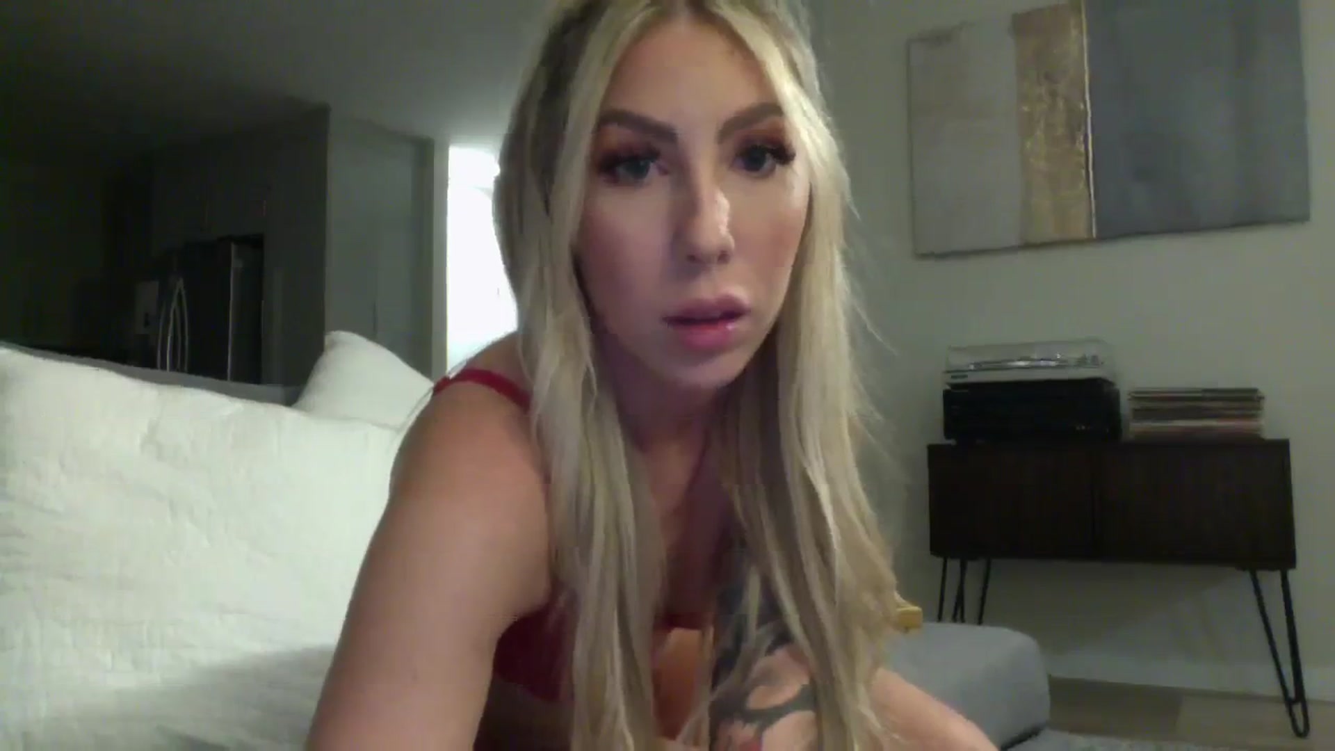 Gallery image thumbnail from Briannawilde's myfreecams stream on, 08/26/2023, 03:50 image 9 of 20