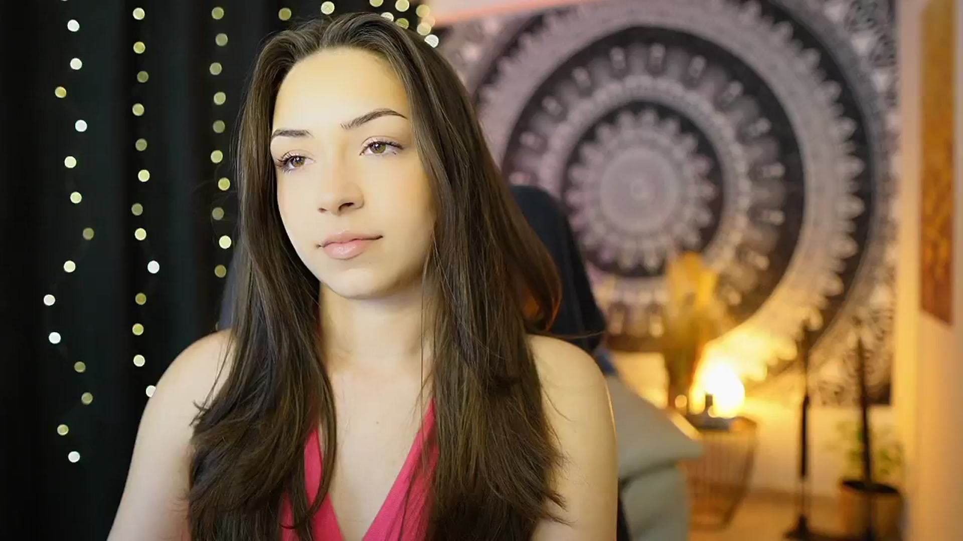 Gallery image thumbnail from Briar__Rose's myfreecams stream on, 05/08/2024, 14:05 image 10 of 20