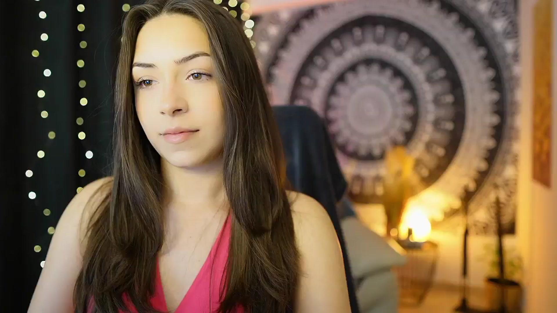 Gallery image thumbnail from Briar__Rose's myfreecams stream on, 05/08/2024, 14:05 image 15 of 20