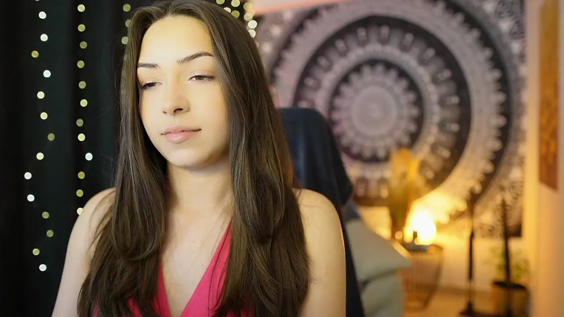 Gallery image thumbnail from Briar__Rose's myfreecams stream on, 05/08/2024, 14:05 image 14 of 20