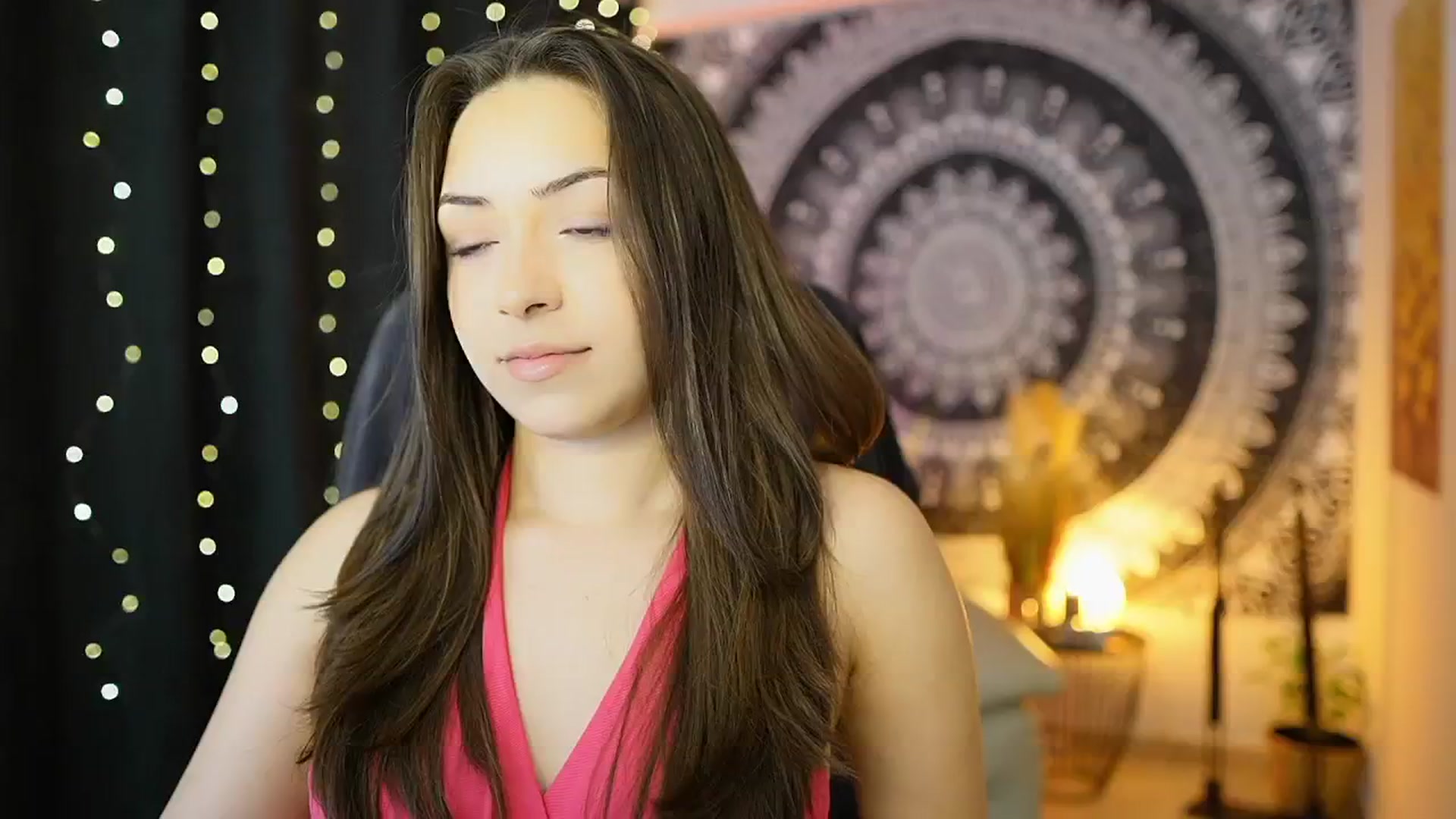 Gallery image thumbnail from Briar__Rose's myfreecams stream on, 05/08/2024, 14:05 image 8 of 20