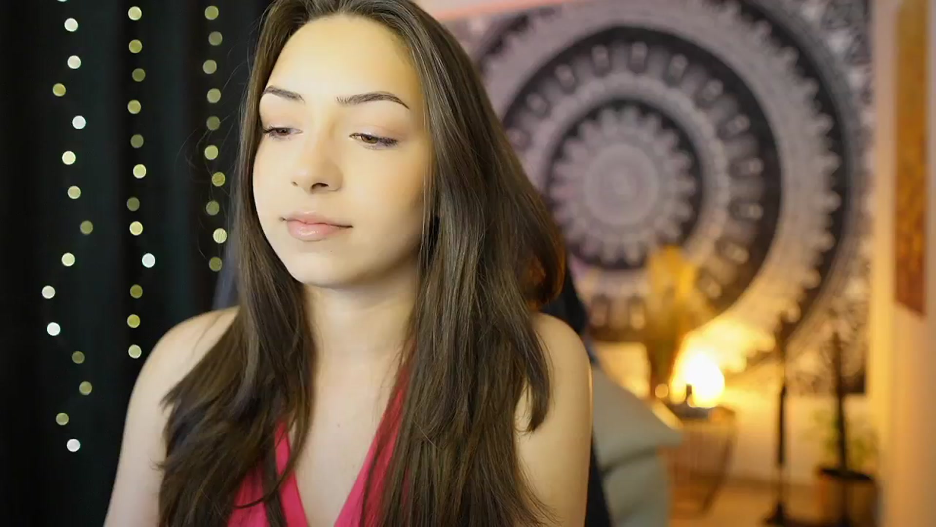 Gallery image thumbnail from Briar__Rose's myfreecams stream on, 05/08/2024, 14:05 image 6 of 20