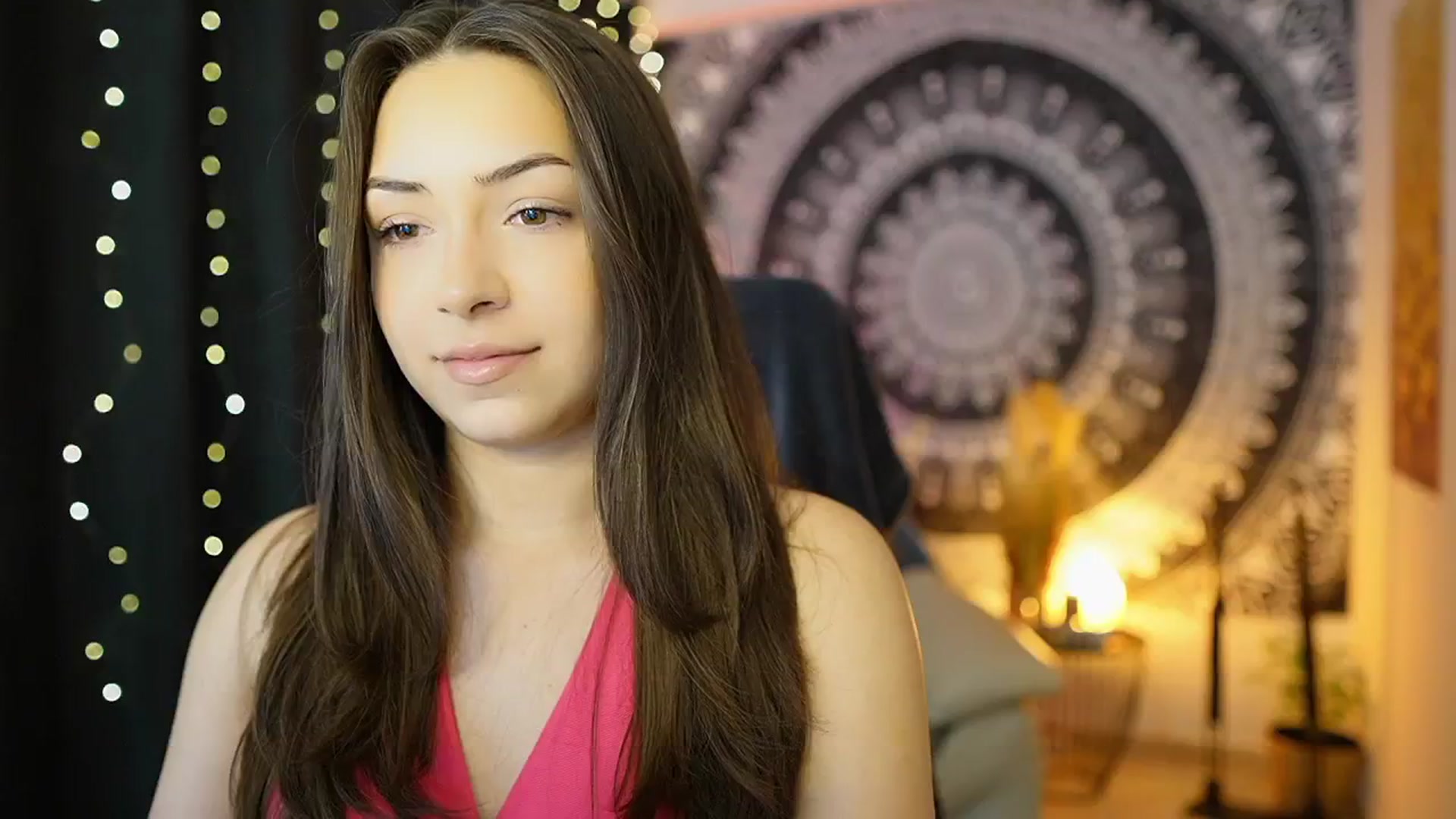 Gallery image thumbnail from Briar__Rose's myfreecams stream on, 05/08/2024, 14:05 image 16 of 20
