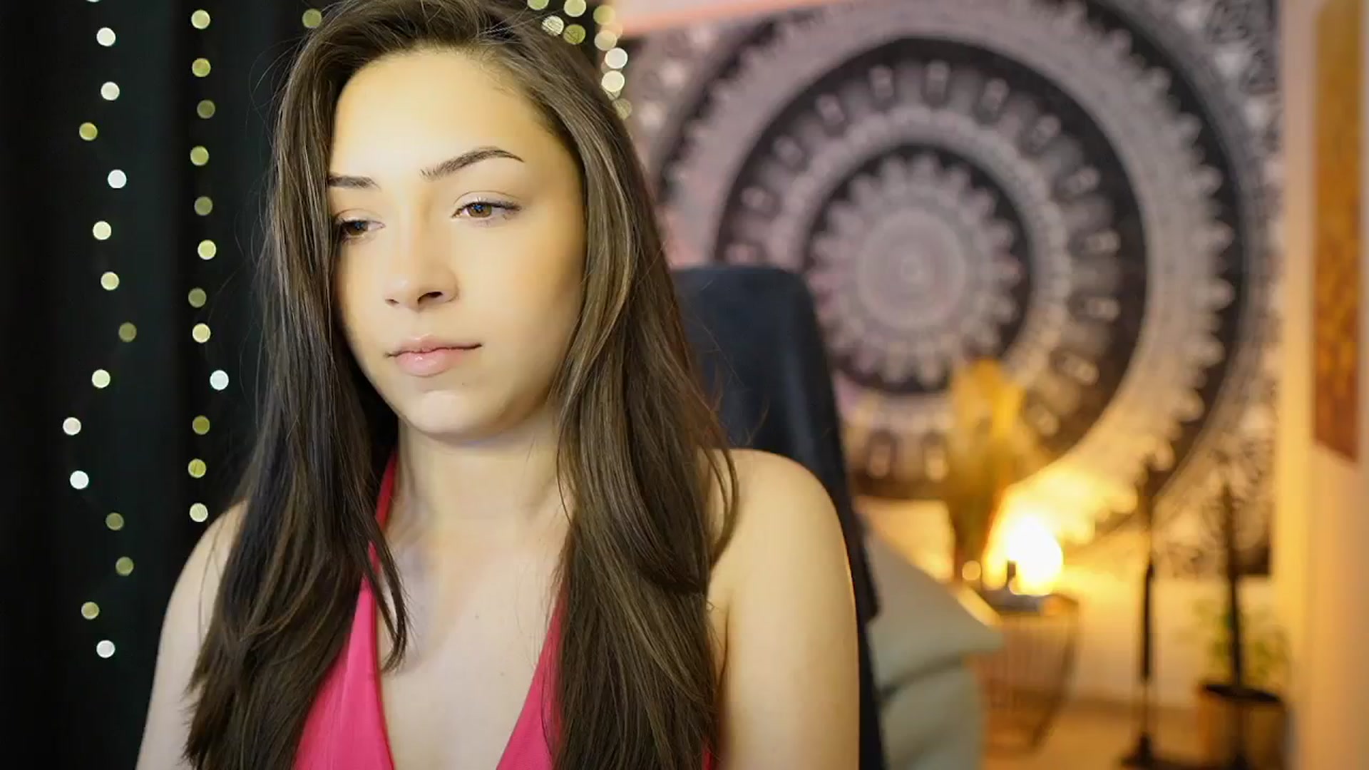 Gallery image thumbnail from Briar__Rose's myfreecams stream on, 05/08/2024, 16:30 image 6 of 20