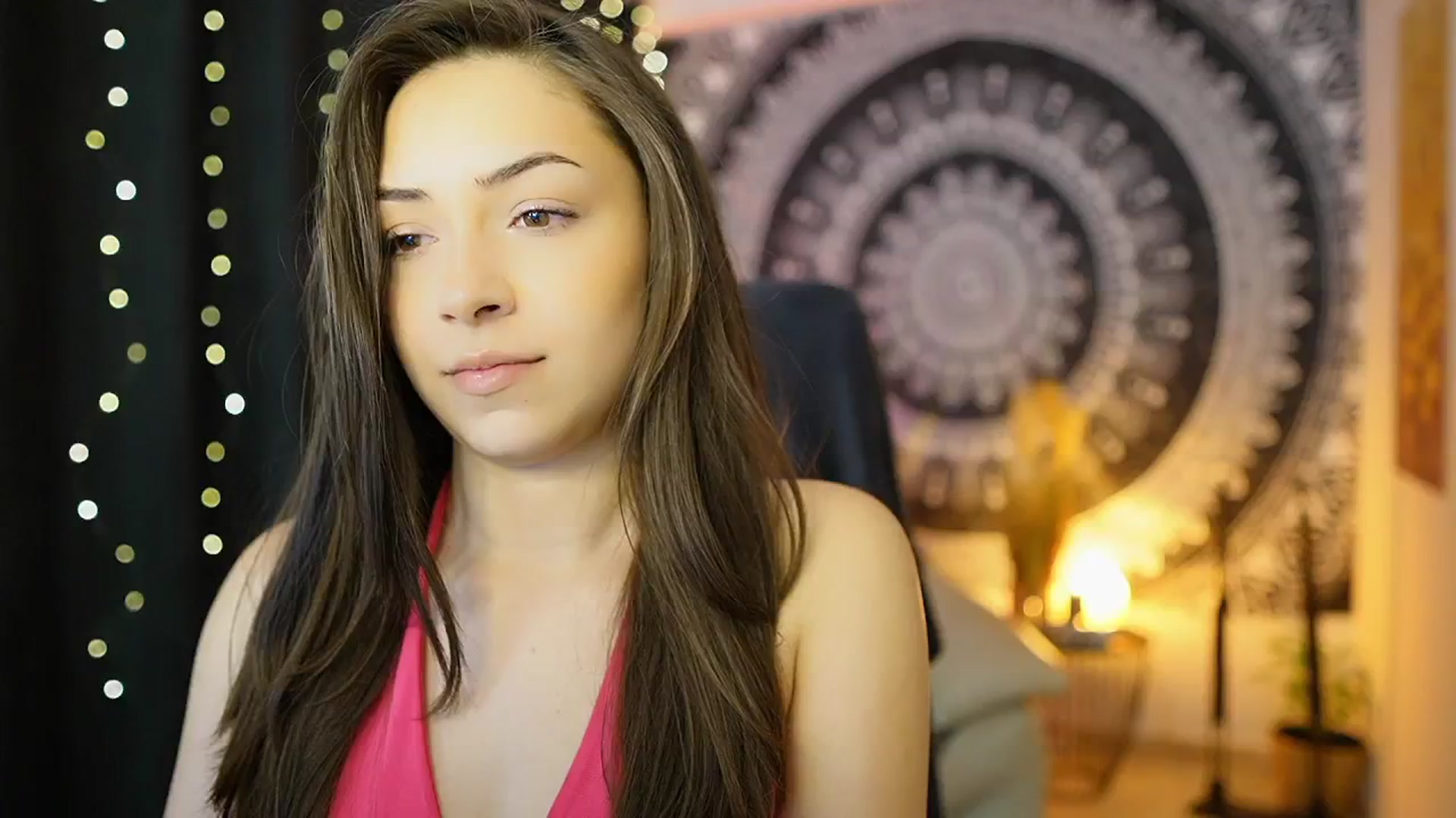 Gallery image thumbnail from Briar__Rose's myfreecams stream on, 05/08/2024, 16:30 image 5 of 20