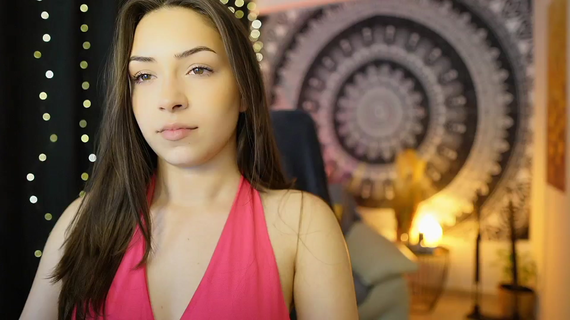 Gallery image thumbnail from Briar__Rose's myfreecams stream on, 05/08/2024, 16:57 image 1 of 20