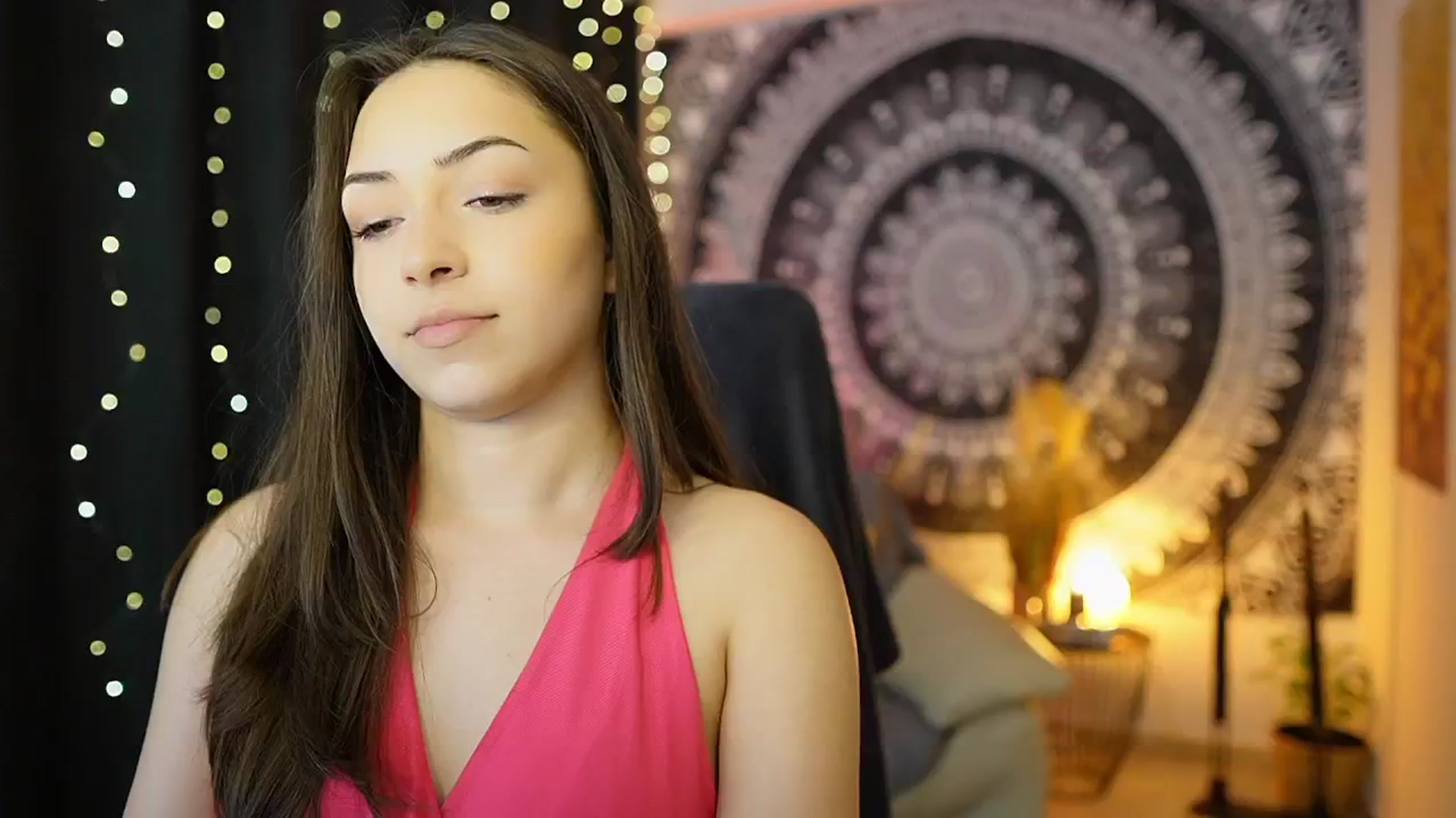 Gallery image thumbnail from Briar__Rose's myfreecams stream on, 05/08/2024, 17:56 image 8 of 20