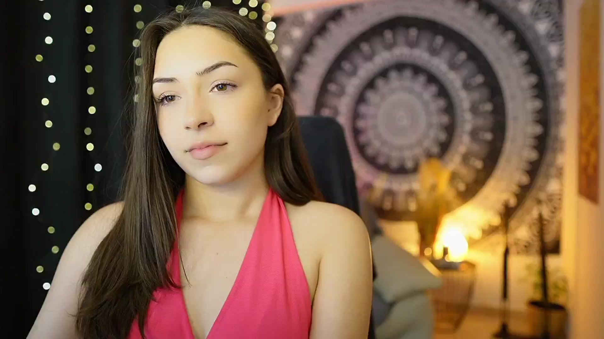 Gallery image thumbnail from Briar__Rose's myfreecams stream on, 05/08/2024, 17:56 image 1 of 20