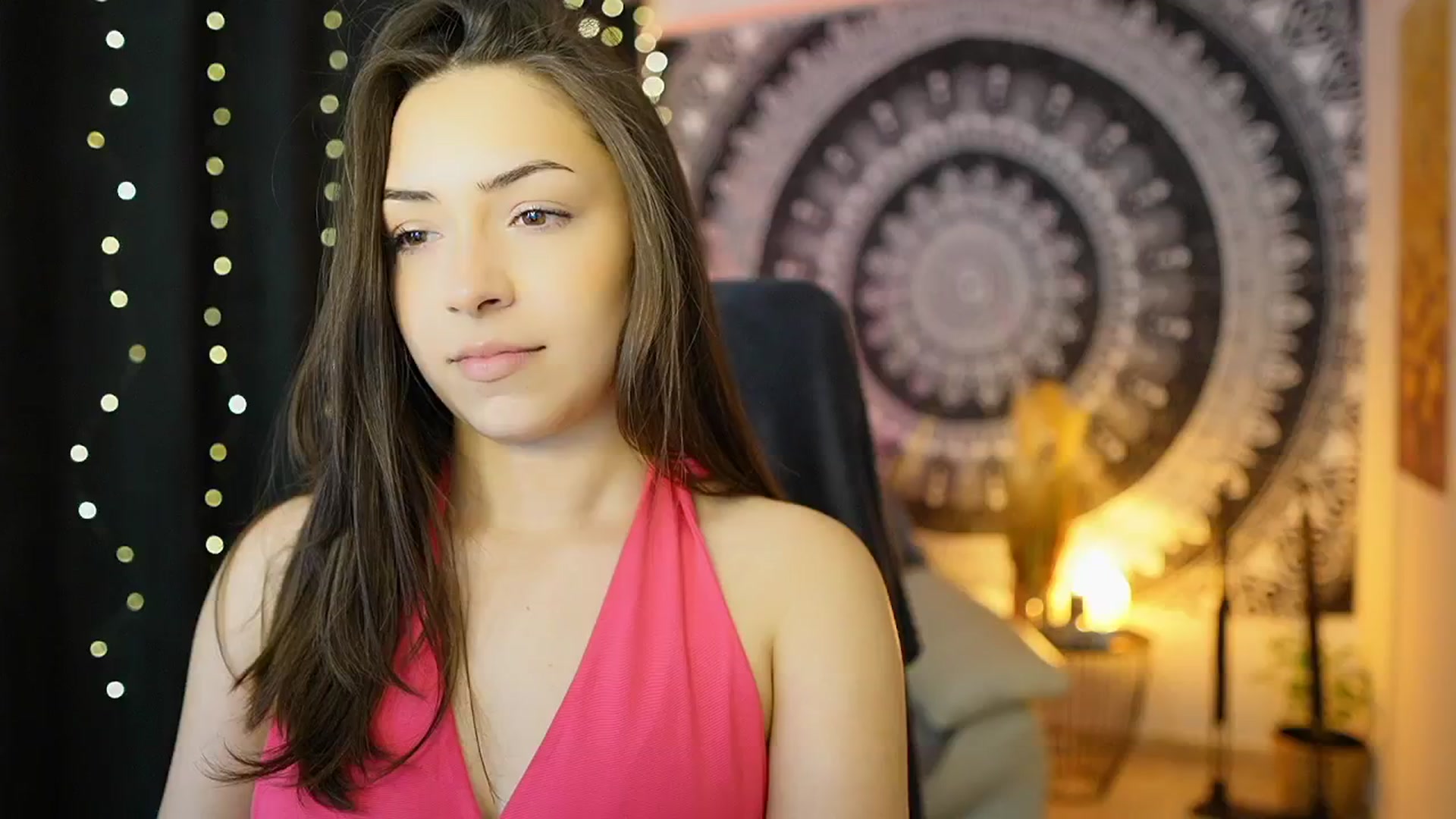 Gallery image thumbnail from Briar__Rose's myfreecams stream on, 05/08/2024, 17:56 image 20 of 20