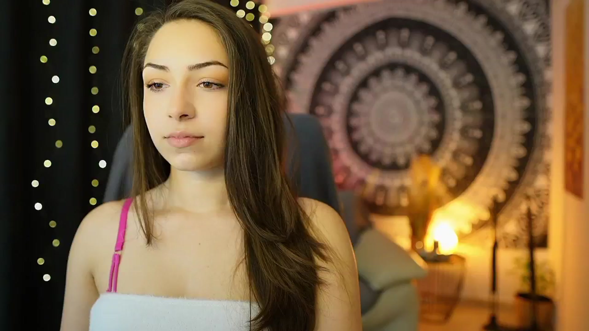 Gallery image thumbnail from Briar__Rose's myfreecams stream on, 05/09/2024, 13:47 image 4 of 20