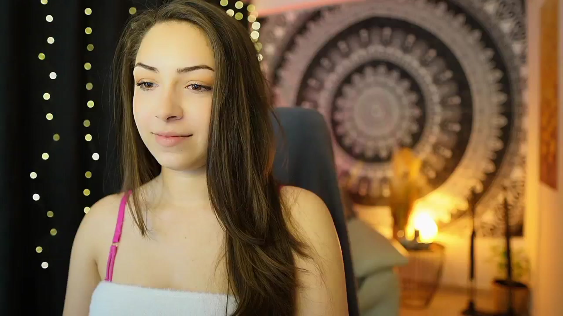 Gallery image thumbnail from Briar__Rose's myfreecams stream on, 05/09/2024, 13:47 image 5 of 20