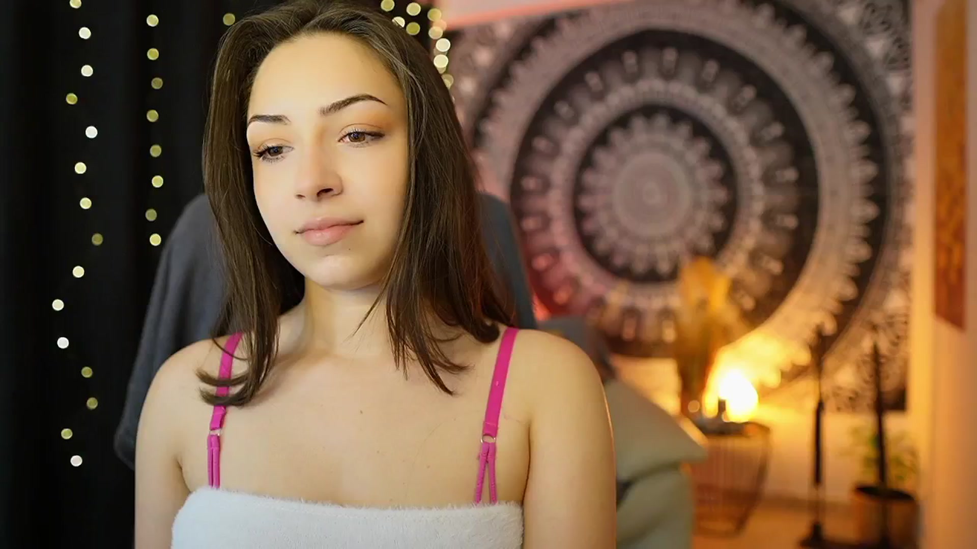 Gallery image thumbnail from Briar__Rose's myfreecams stream on, 05/09/2024, 14:30 image 3 of 20