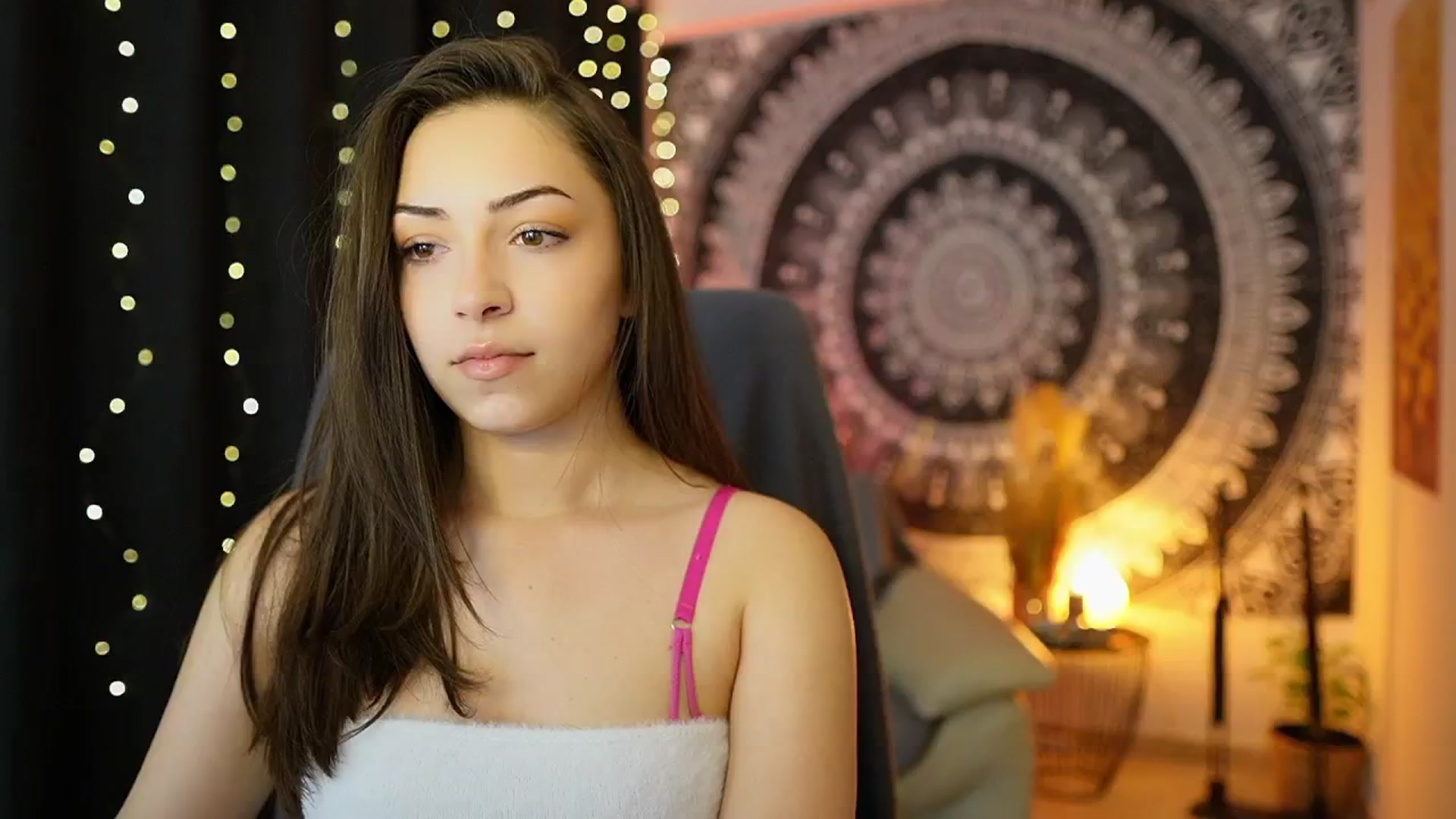 Gallery image thumbnail from Briar__Rose's myfreecams stream on, 05/09/2024, 16:10 image 13 of 20