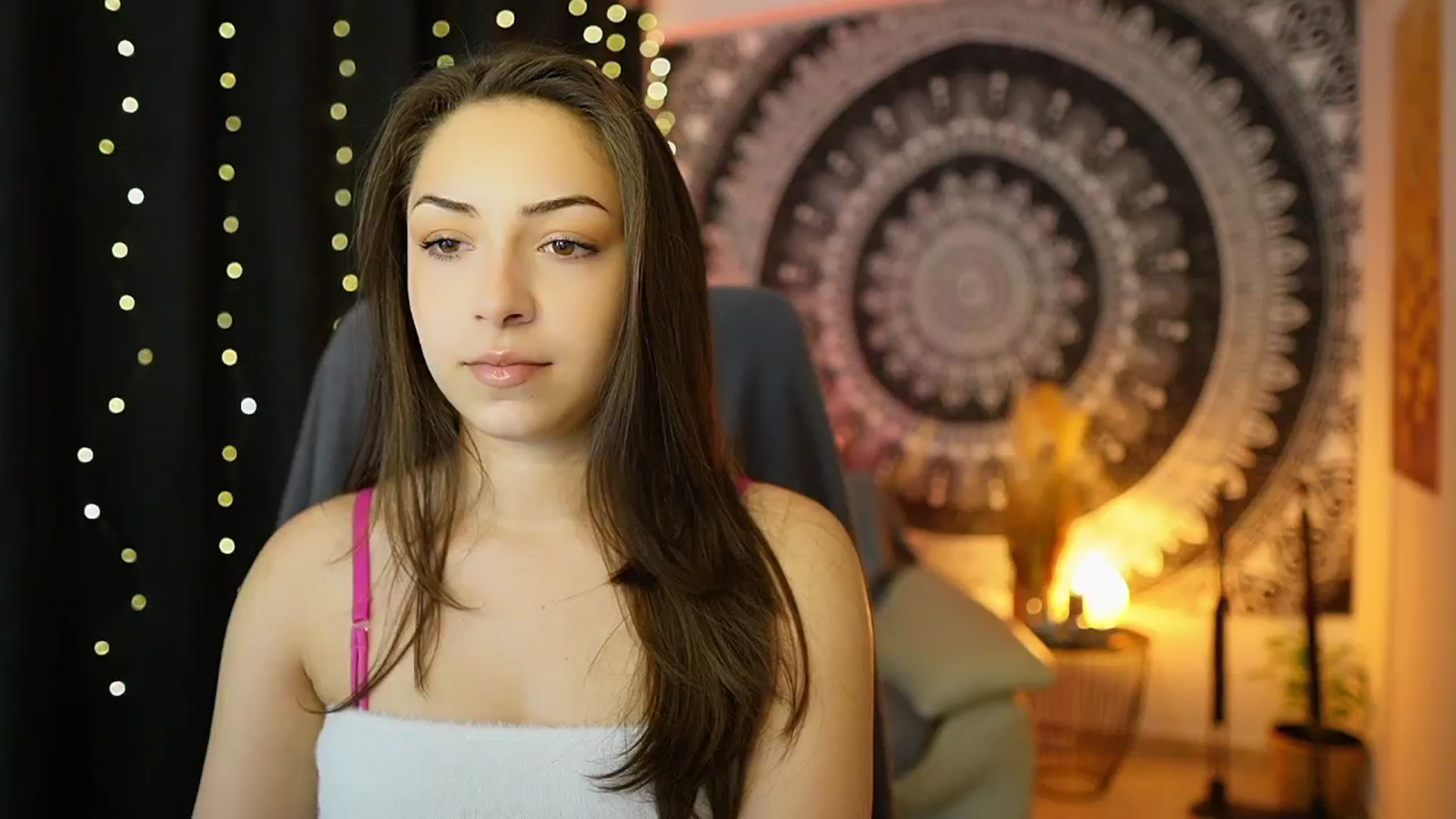 Gallery image thumbnail from Briar__Rose's myfreecams stream on, 05/09/2024, 16:10 image 7 of 20