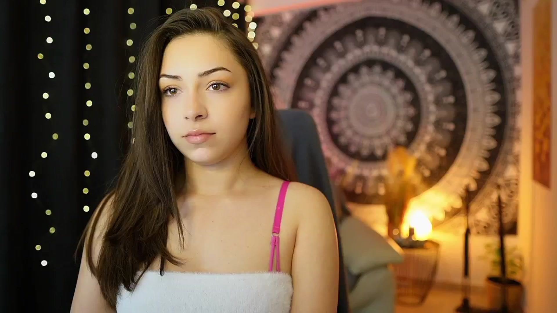 Gallery image thumbnail from Briar__Rose's myfreecams stream on, 05/09/2024, 16:10 image 11 of 20