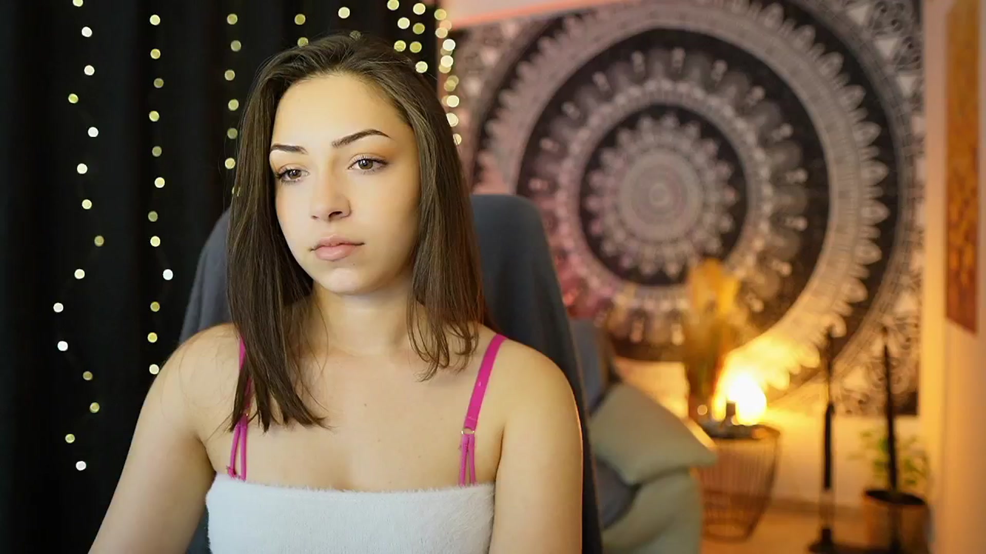 Gallery image thumbnail from Briar__Rose's myfreecams stream on, 05/09/2024, 17:15 image 19 of 20