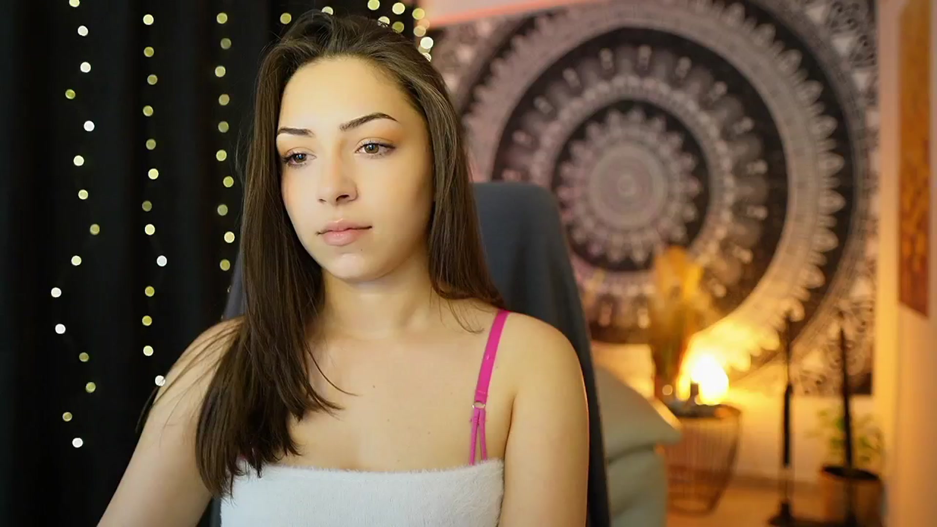 Gallery image thumbnail from Briar__Rose's myfreecams stream on, 05/09/2024, 17:15 image 10 of 20