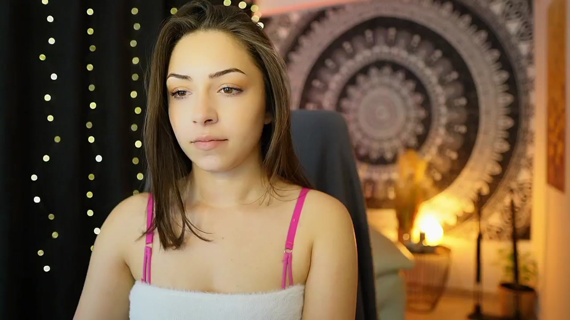 Gallery image thumbnail from Briar__Rose's myfreecams stream on, 05/09/2024, 17:15 image 3 of 20