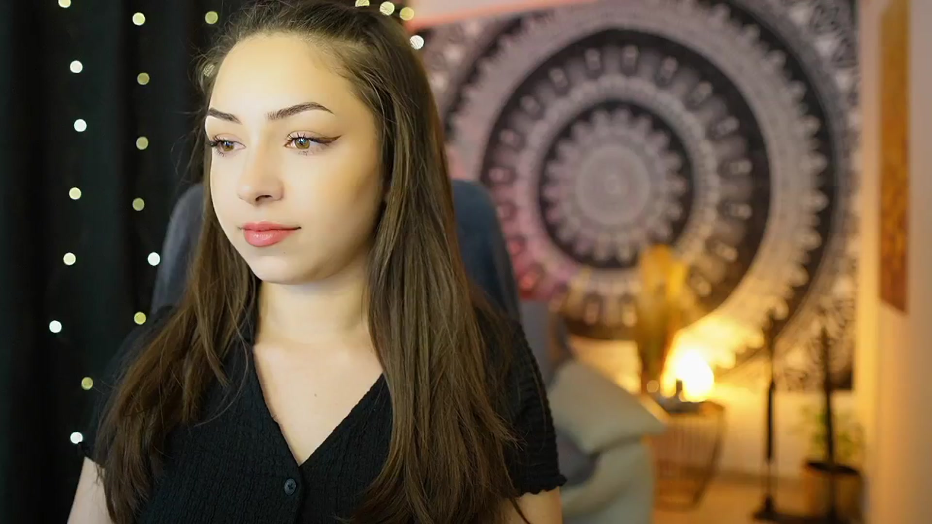 Gallery image thumbnail from Briar__Rose's myfreecams stream on, 05/10/2024, 13:52 image 8 of 20