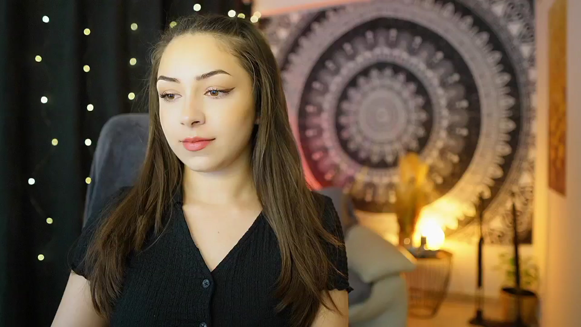 Gallery image thumbnail from Briar__Rose's myfreecams stream on, 05/10/2024, 13:52 image 7 of 20