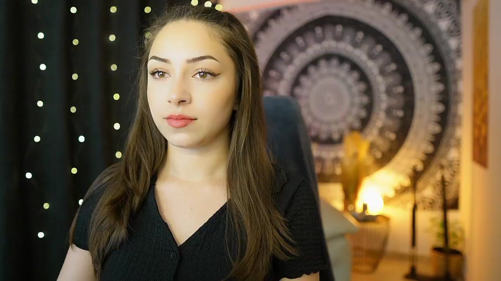 Gallery image thumbnail from Briar__Rose's myfreecams stream on, 05/10/2024, 13:52 image 16 of 20