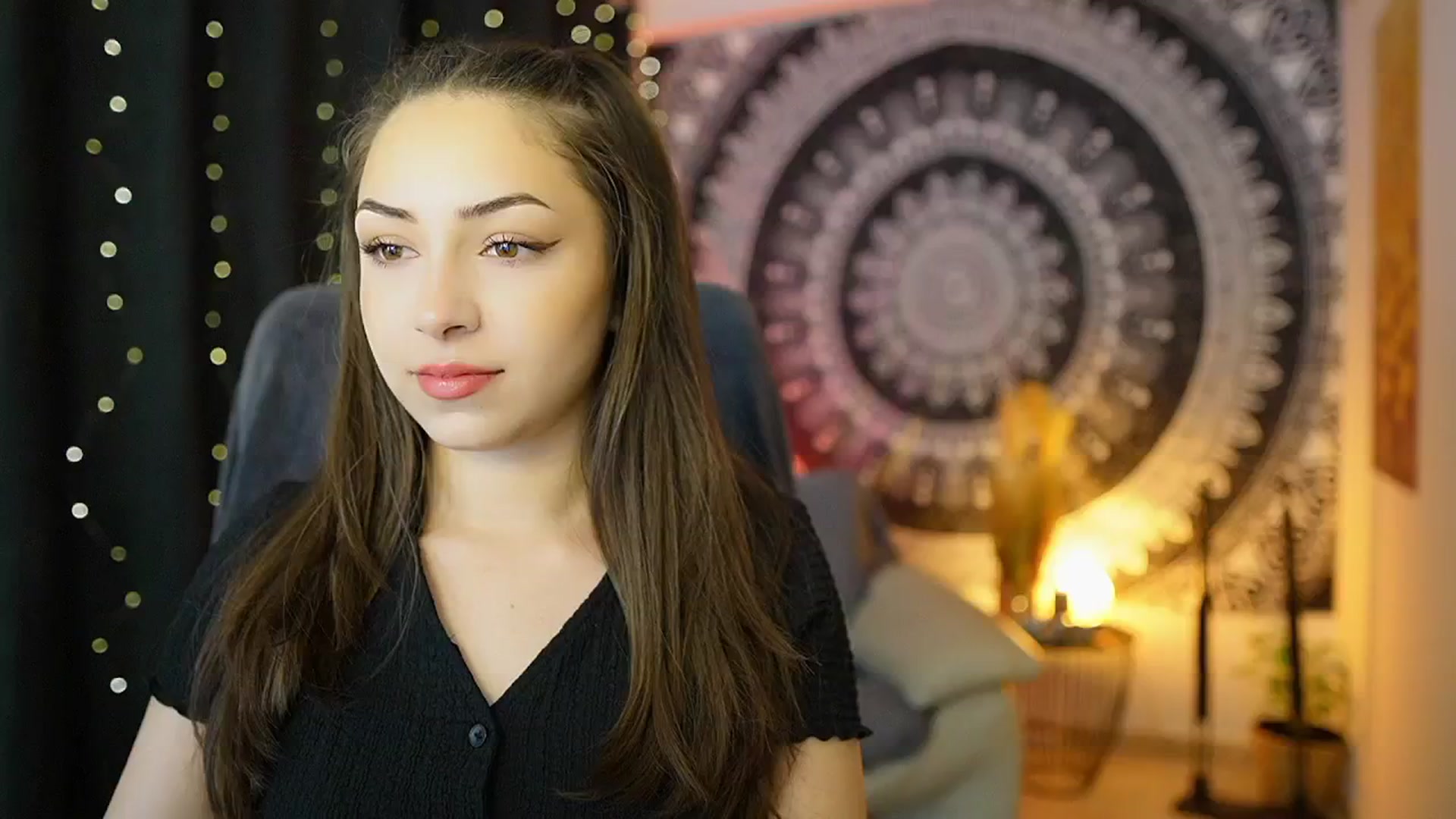Gallery image thumbnail from Briar__Rose's myfreecams stream on, 05/10/2024, 13:52 image 9 of 20