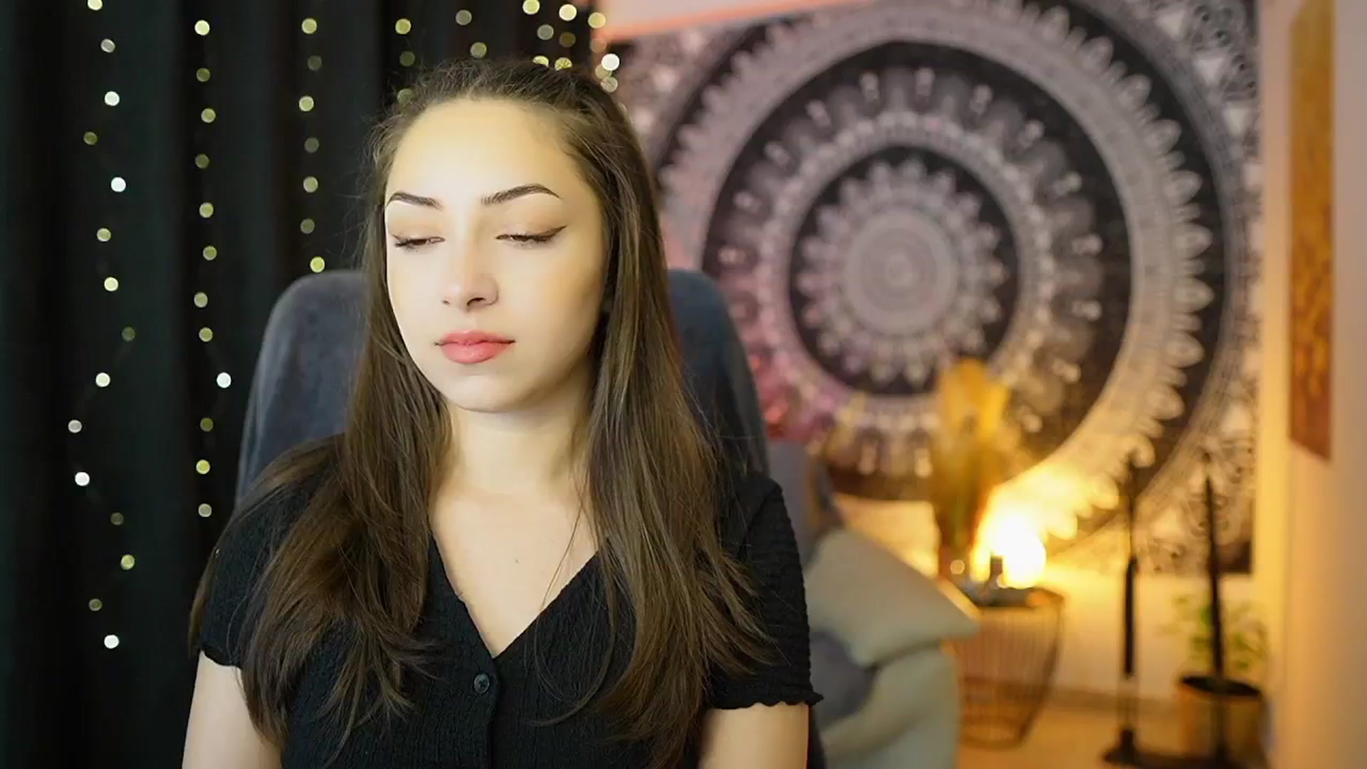 Gallery image thumbnail from Briar__Rose's myfreecams stream on, 05/10/2024, 13:52 image 18 of 20