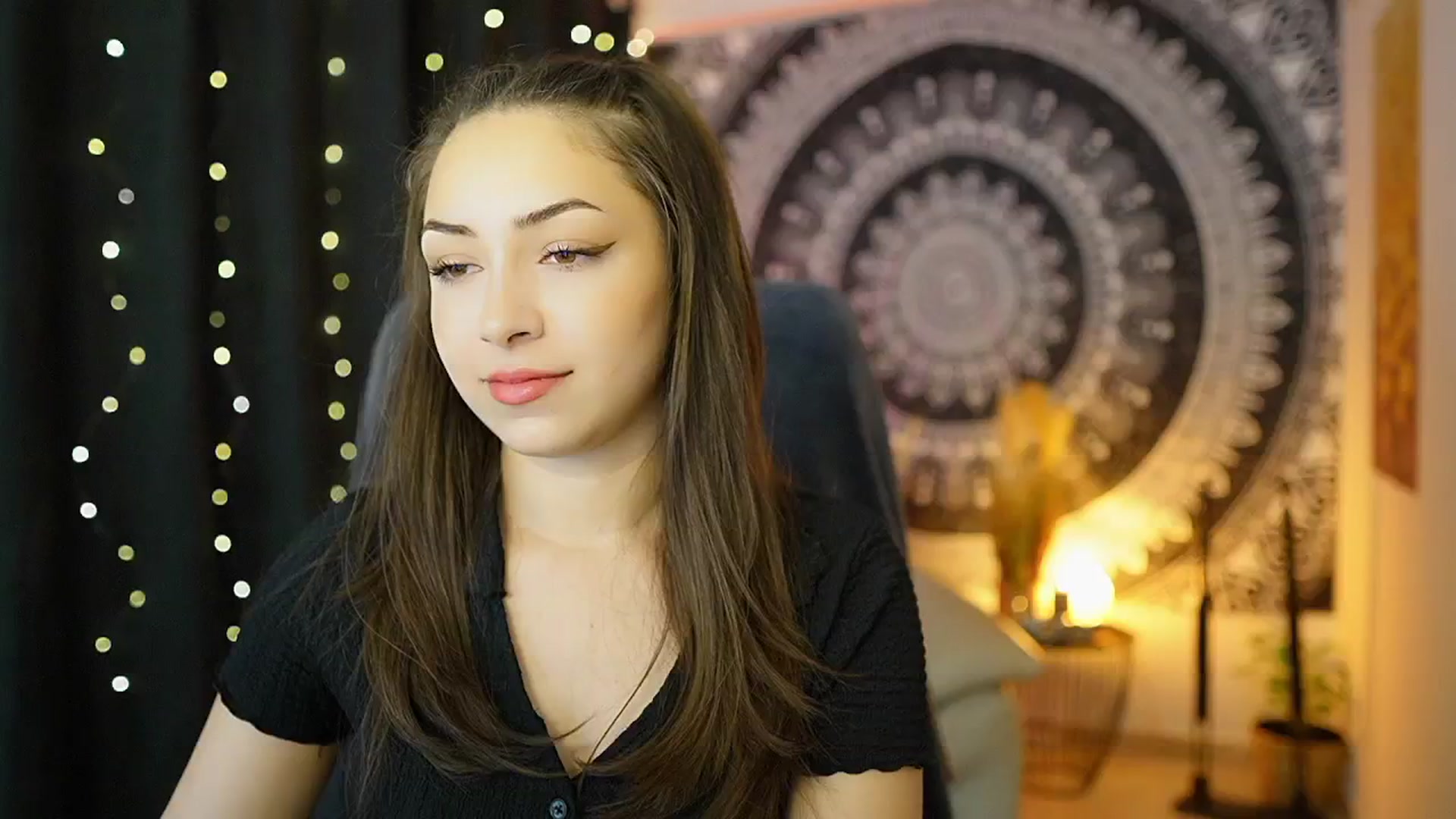 Gallery image thumbnail from Briar__Rose's myfreecams stream on, 05/10/2024, 13:52 image 3 of 20