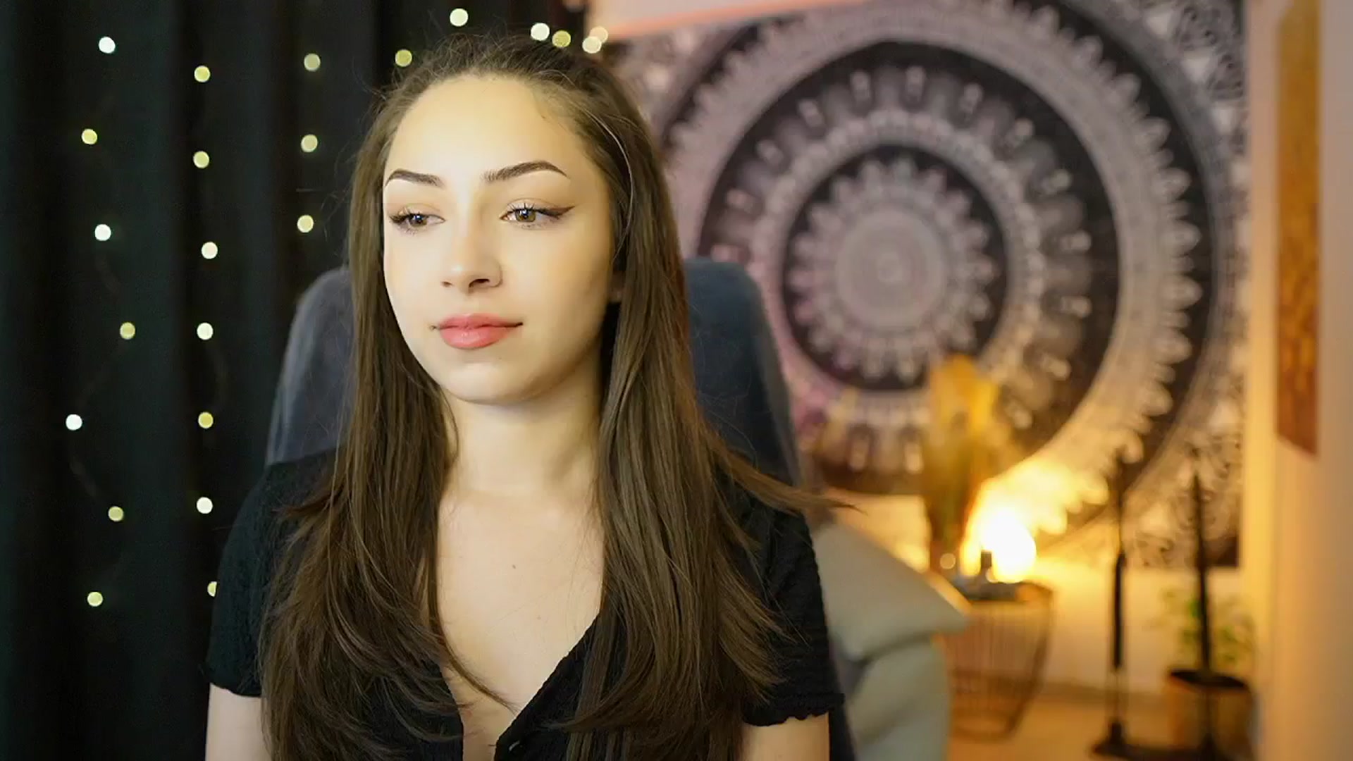 Gallery image thumbnail from Briar__Rose's myfreecams stream on, 05/10/2024, 14:14 image 19 of 20
