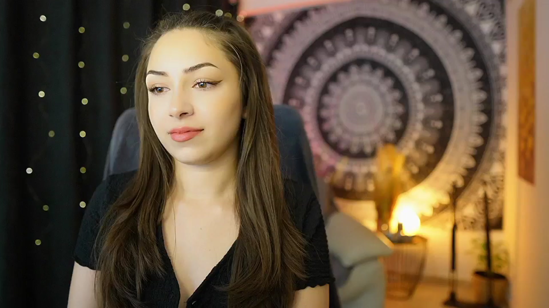 Gallery image thumbnail from Briar__Rose's myfreecams stream on, 05/10/2024, 14:14 image 17 of 20