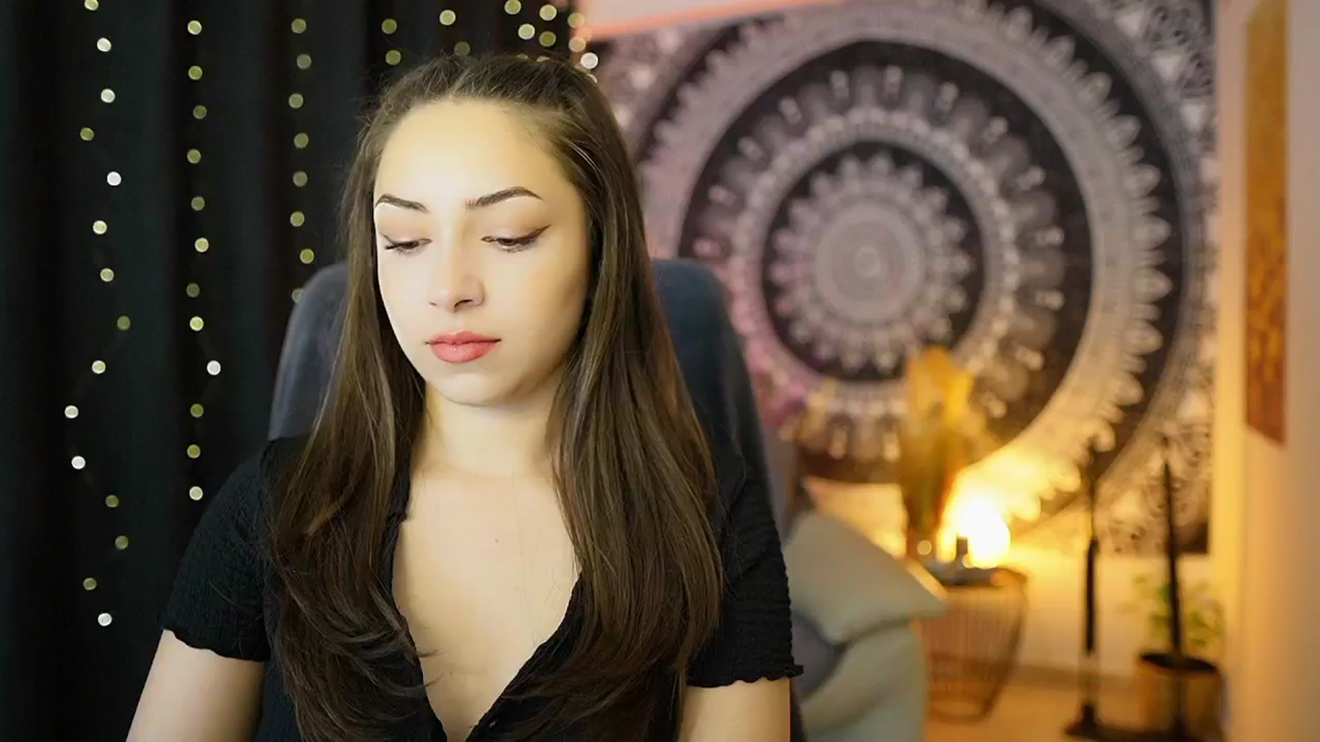 Gallery image thumbnail from Briar__Rose's myfreecams stream on, 05/10/2024, 16:35 image 16 of 20