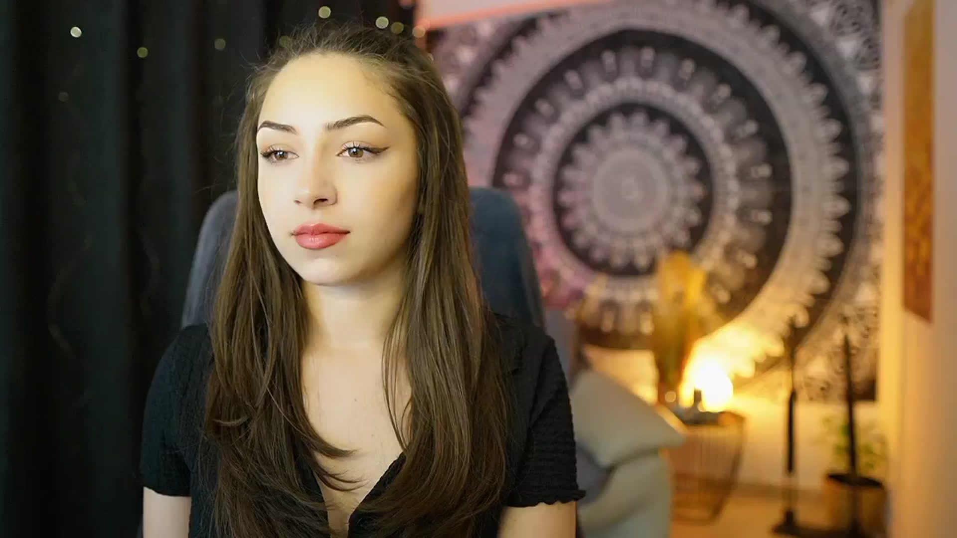 Gallery image thumbnail from Briar__Rose's myfreecams stream on, 05/10/2024, 16:35 image 3 of 20