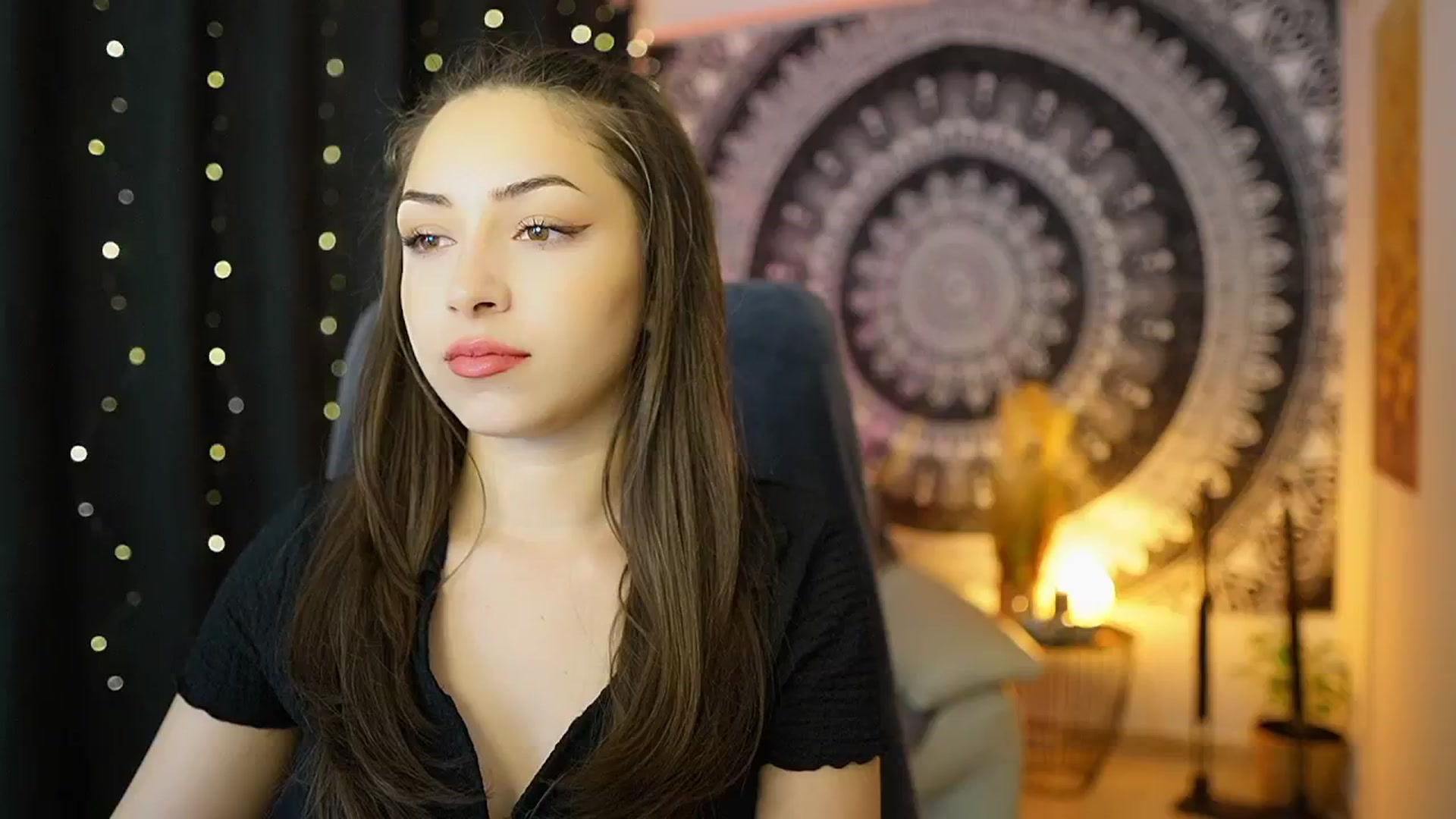 Gallery image thumbnail from Briar__Rose's myfreecams stream on, 05/10/2024, 16:35 image 1 of 20