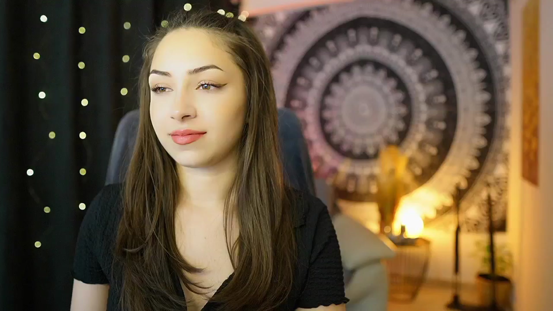 Gallery image thumbnail from Briar__Rose's myfreecams stream on, 05/10/2024, 16:35 image 4 of 20
