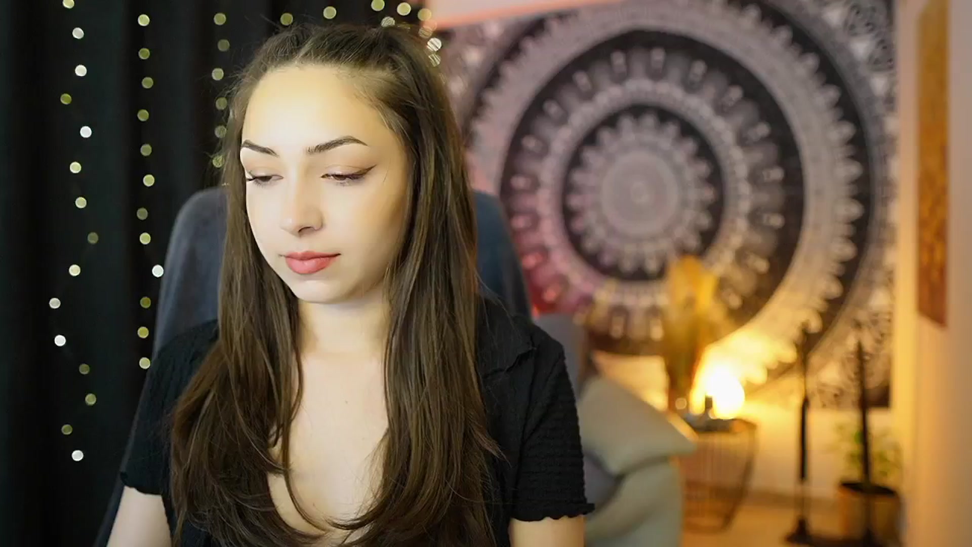 Gallery image thumbnail from Briar__Rose's myfreecams stream on, 05/10/2024, 17:11 image 18 of 20