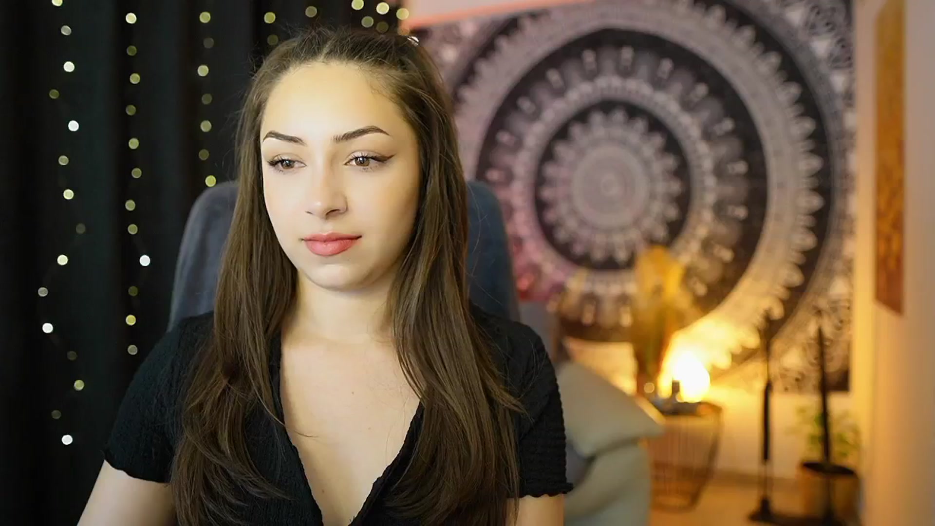Gallery image thumbnail from Briar__Rose's myfreecams stream on, 05/10/2024, 17:59 image 6 of 20