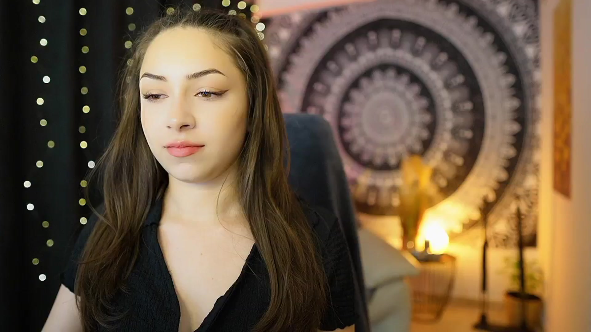 Gallery image thumbnail from Briar__Rose's myfreecams stream on, 05/10/2024, 17:59 image 18 of 20
